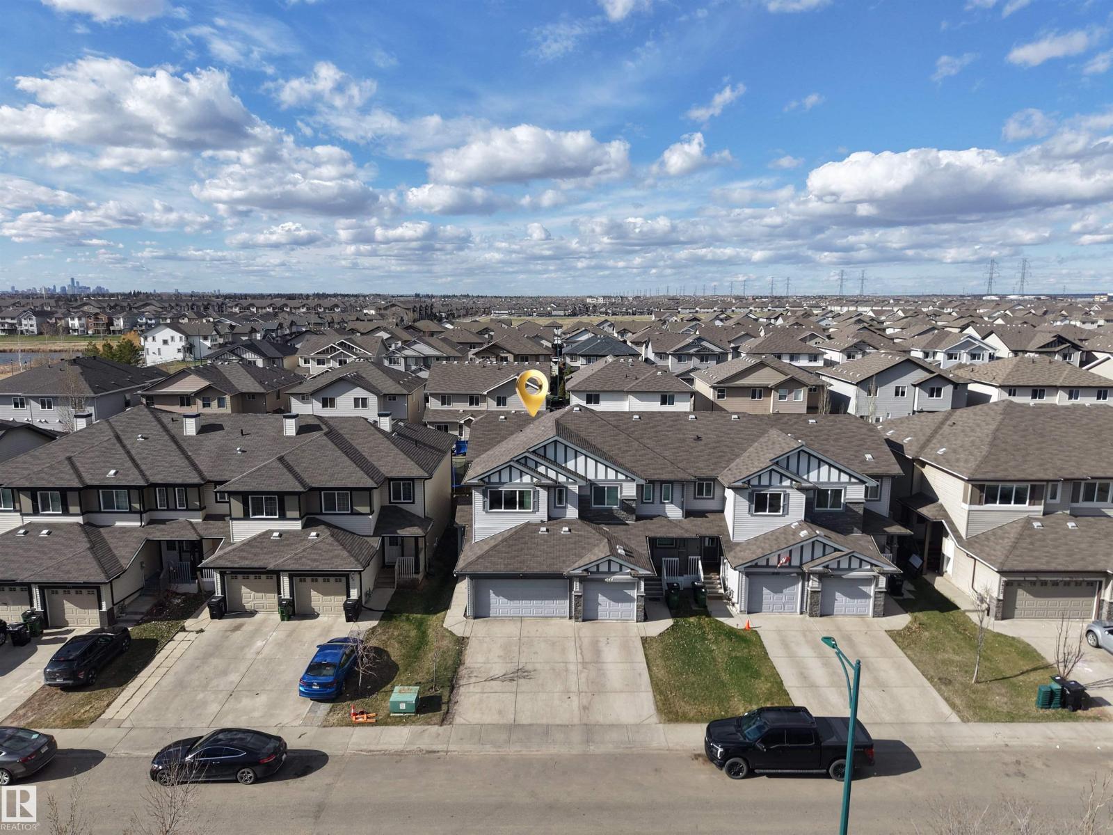 3048 16 AV NW, Edmonton