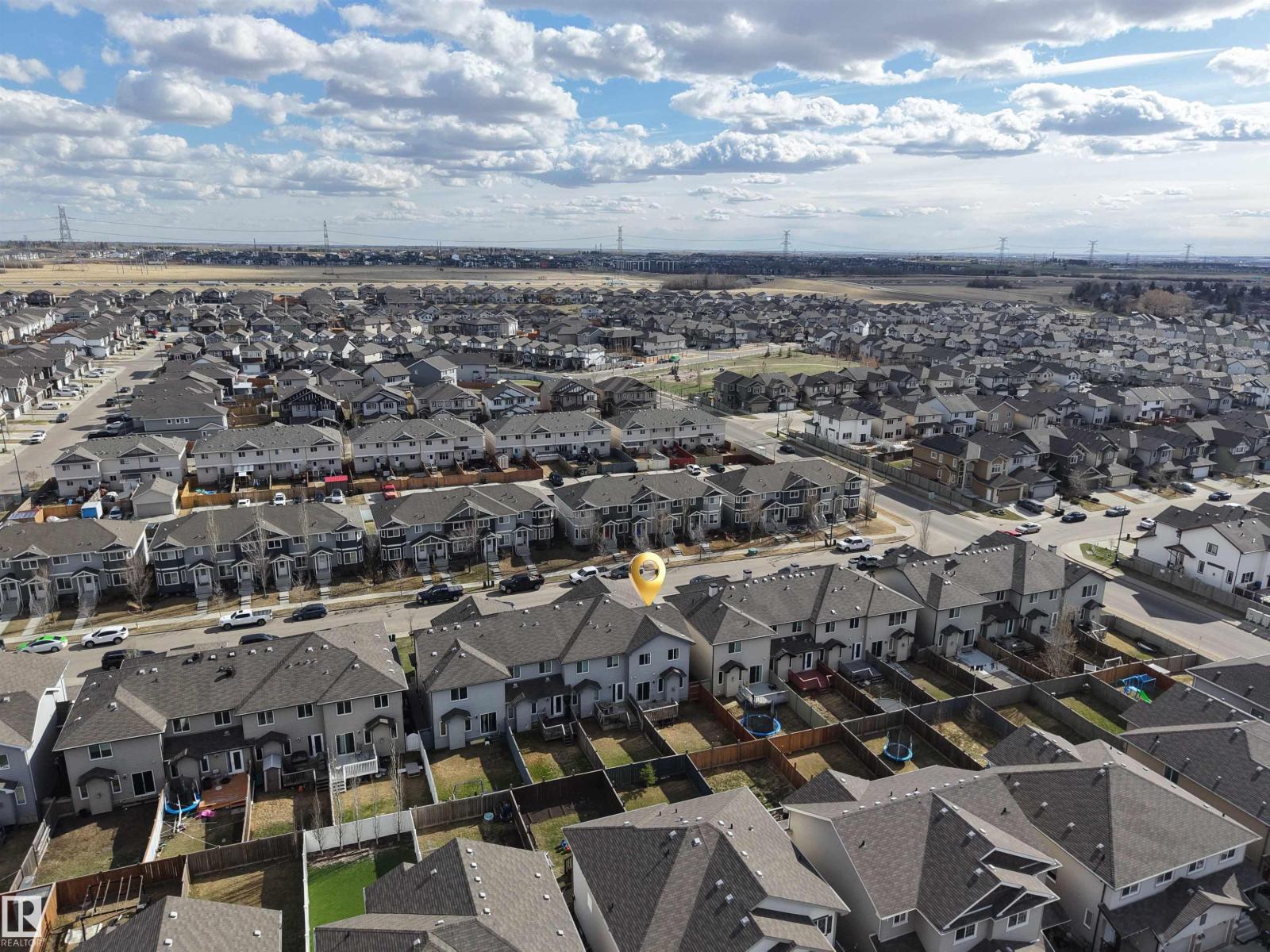 3048 16 AV NW, Edmonton