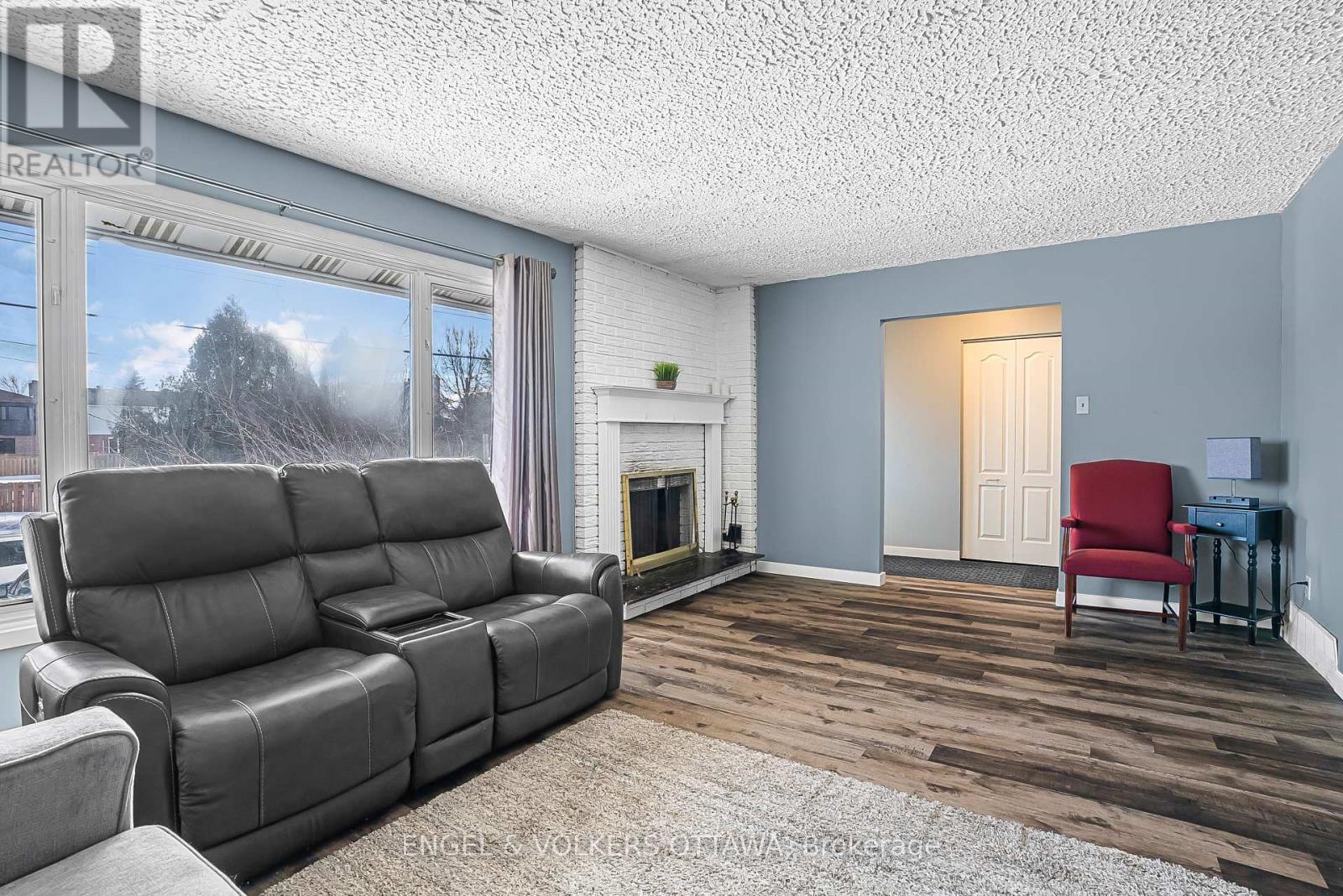 1427 ROSEBELLA AVENUE - 9