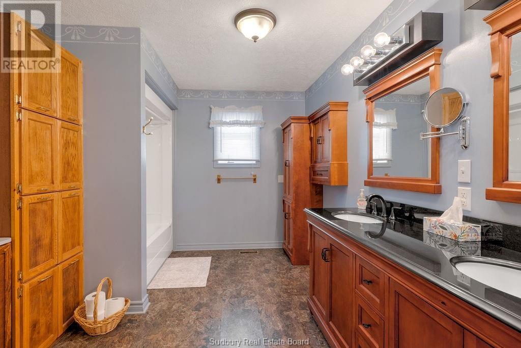 162 15th Sideroad E, Tehkummah, Manitoulin Island, Ontario, P0P2C0 — Photo 13