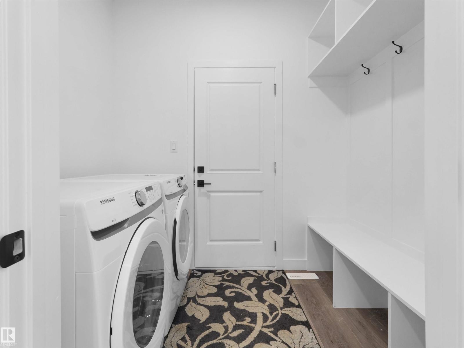 5225 47 Ave - 29