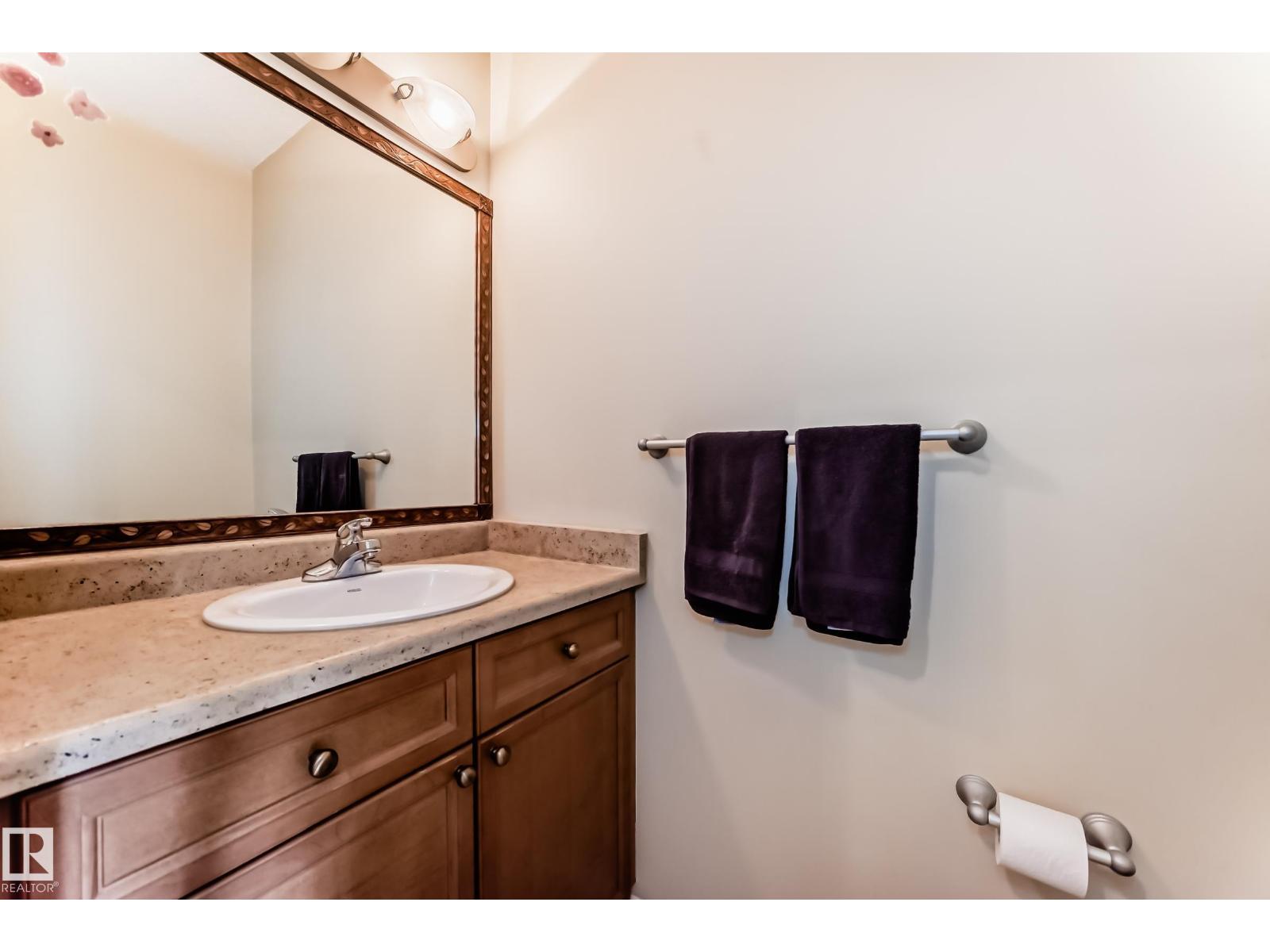 12308 117 AV NW, Edmonton