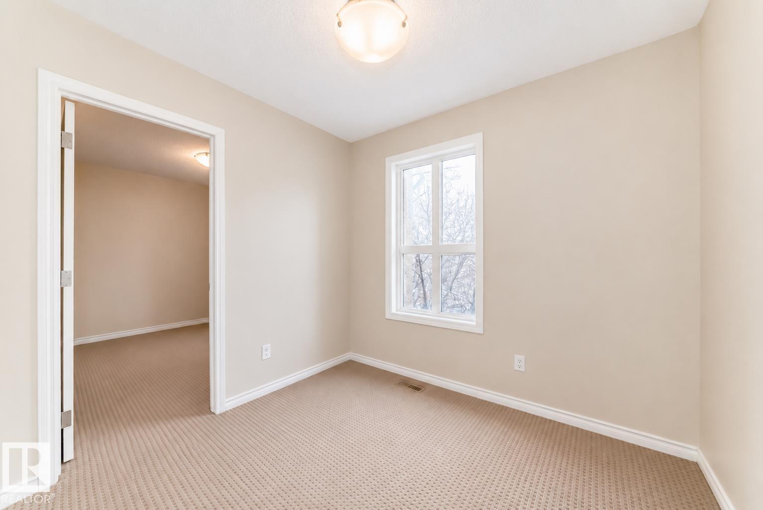 12308 117 AV NW, Edmonton