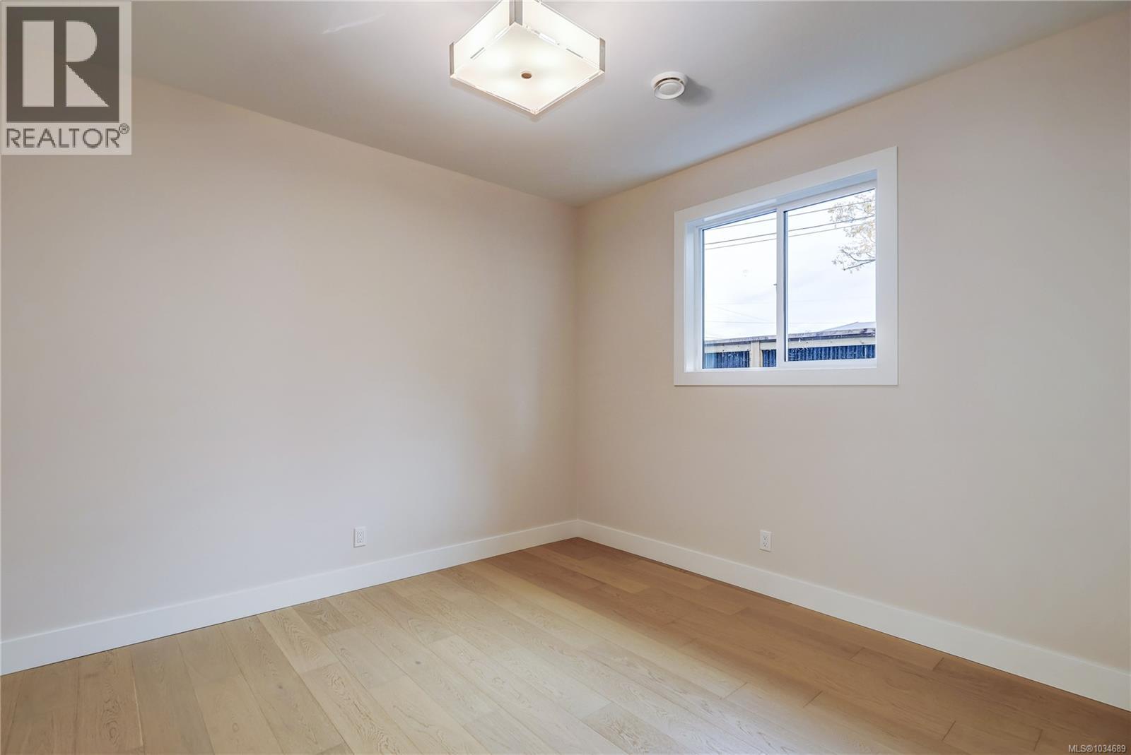428 Craig St - 14