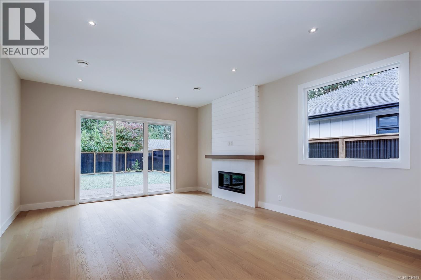428 Craig St - 9