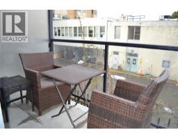 208 932 Johnson St, Victoria, BC V8V3N4 Photo 9
