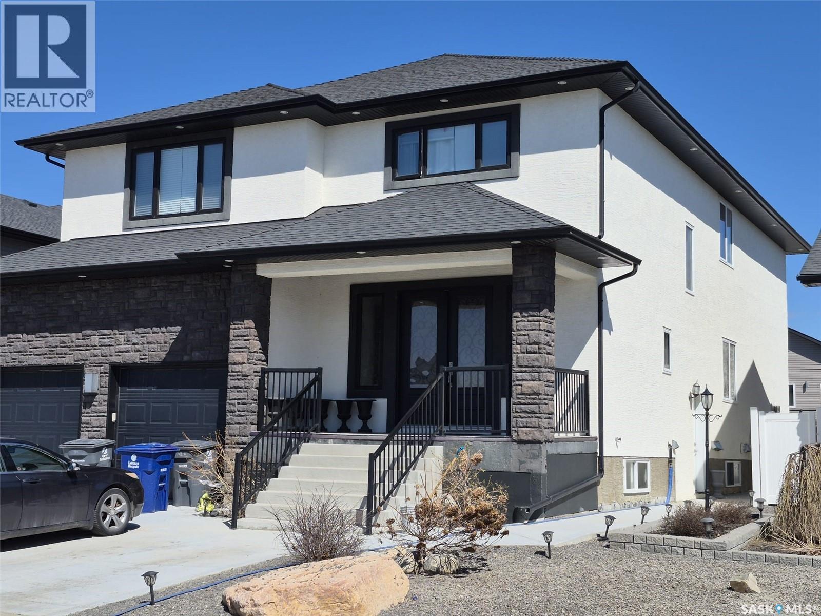 319 Roy CRESCENT - 2