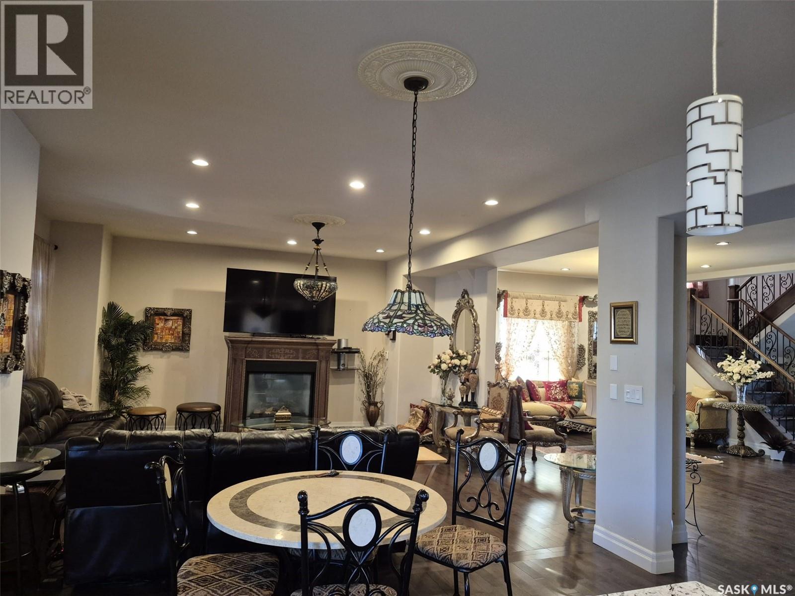 319 Roy CRESCENT - 33