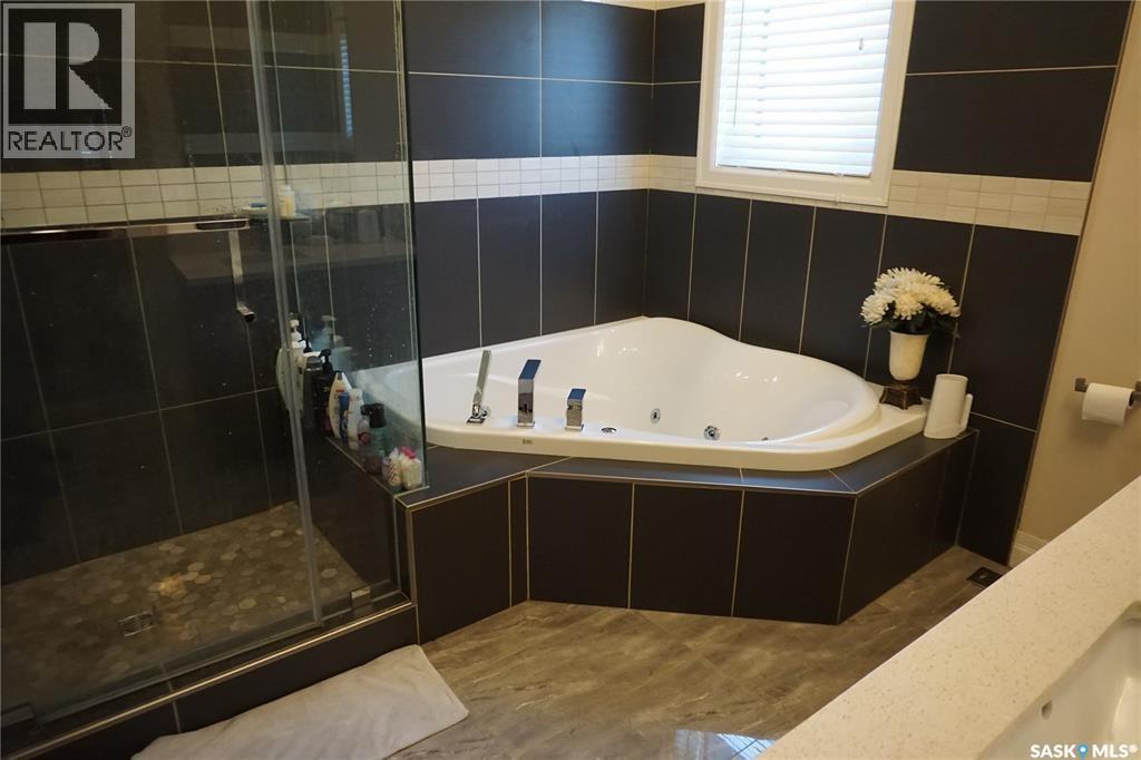 319 Roy CRESCENT - 43