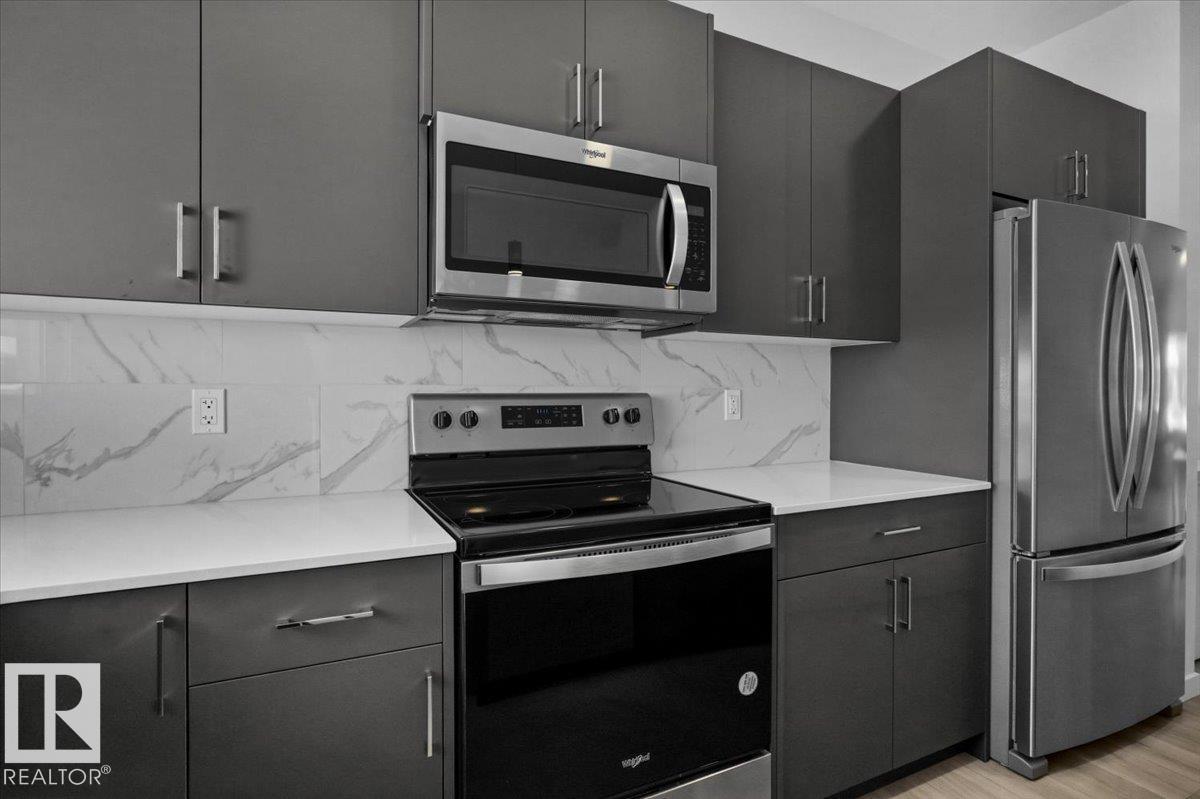 3323 ERLANGER BN NW, Edmonton