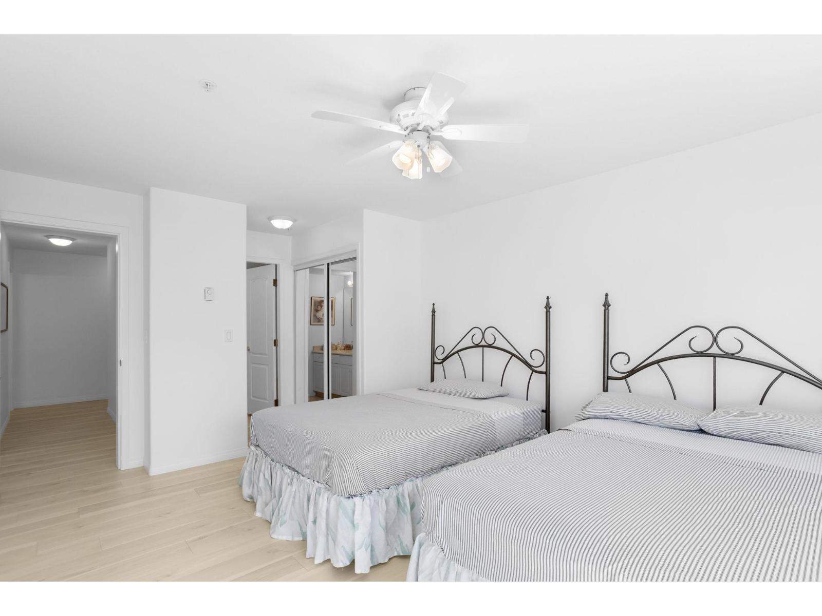 315 328 ESPLANADE AVENUE, Harrison Hot Springs, Harrison Hot Springs