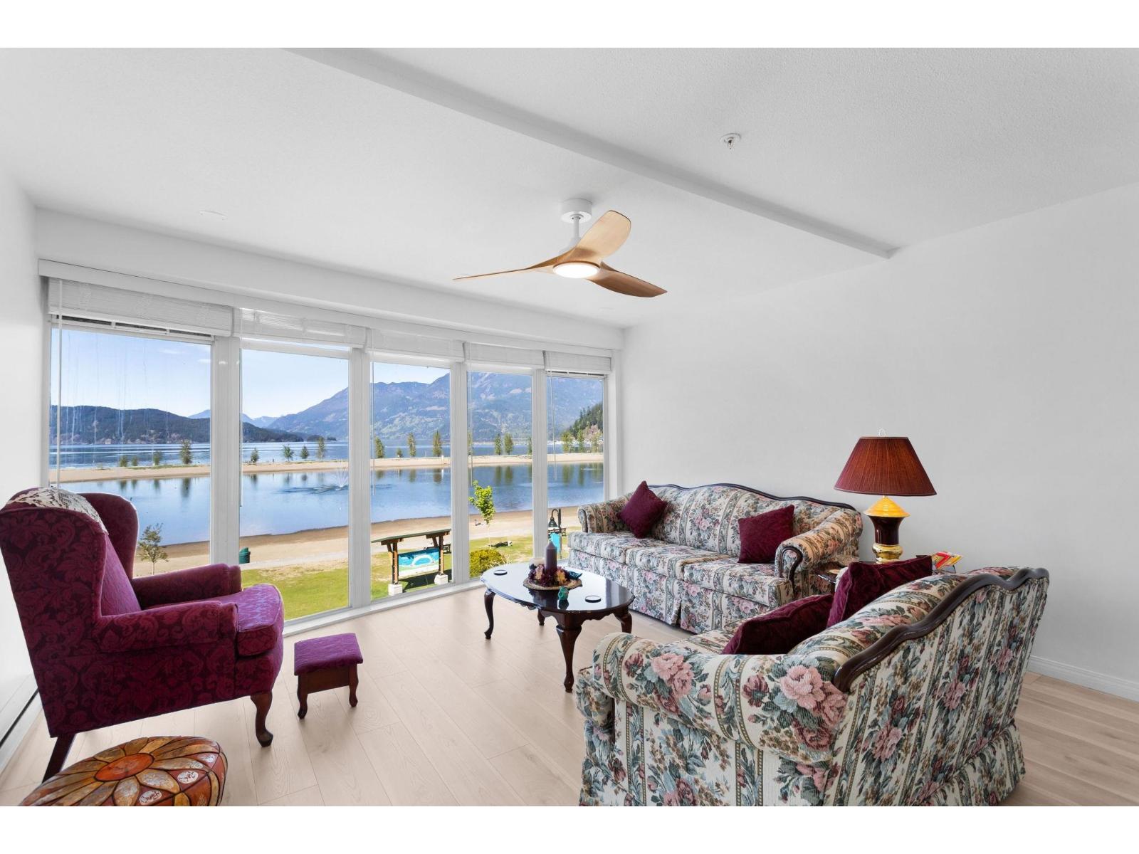 315 328 ESPLANADE AVENUE, Harrison Hot Springs, Harrison Hot Springs