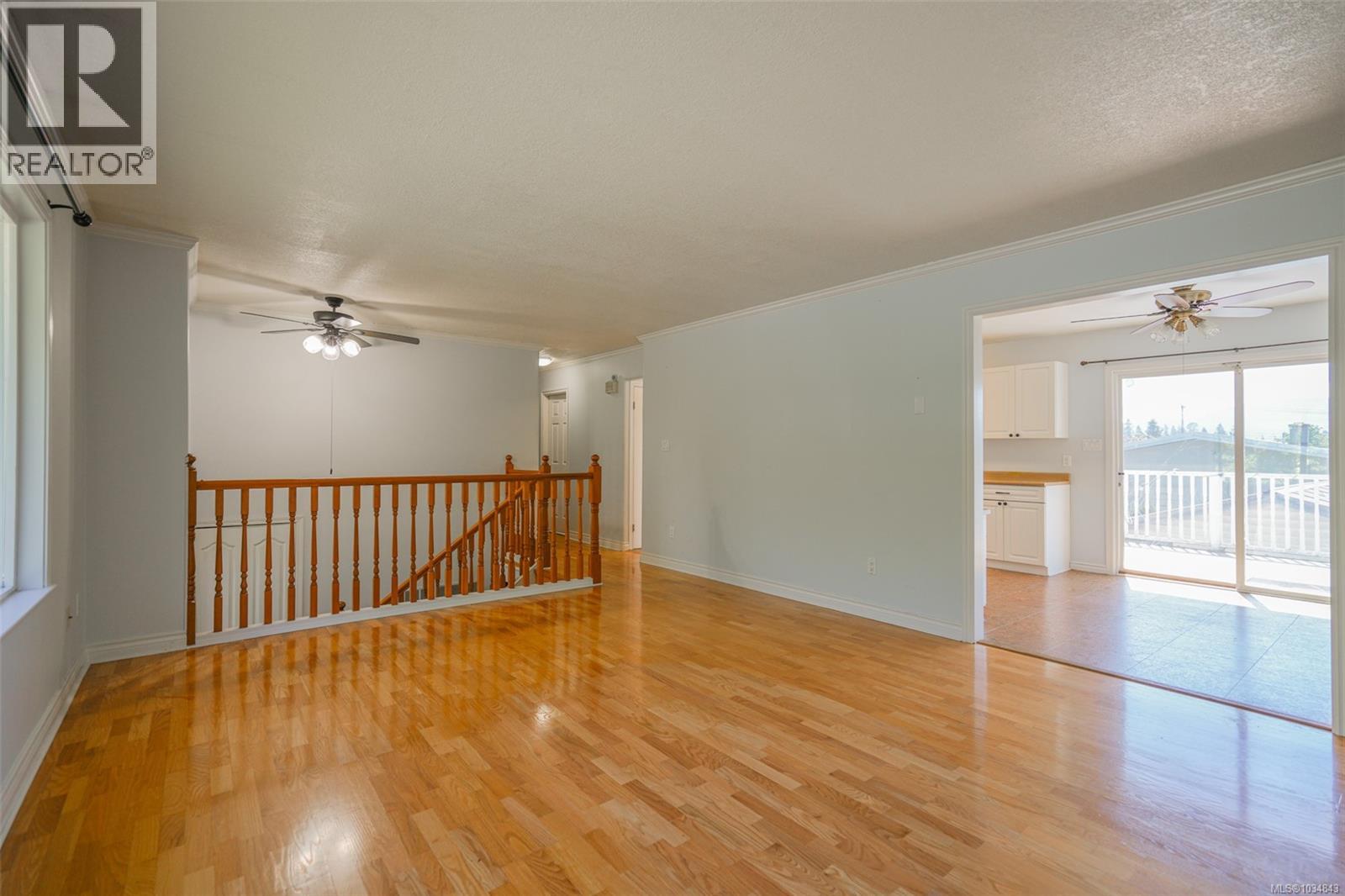 4594 Alwyn St - 13