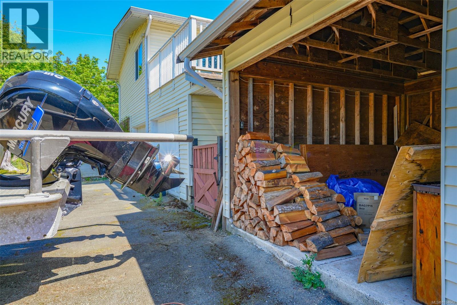 4594 Alwyn St - 33
