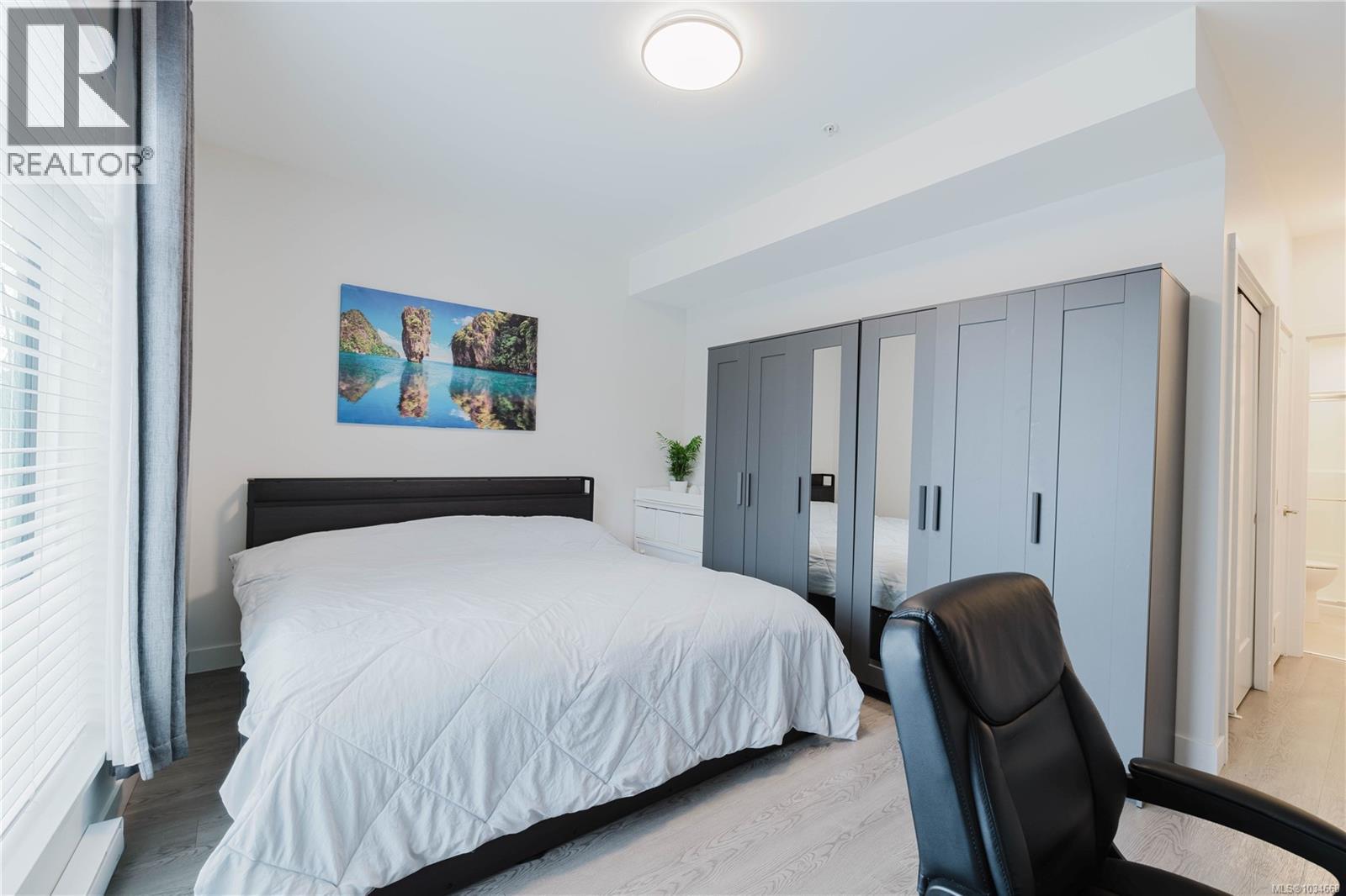 #202 707 Treanor Ave - 9