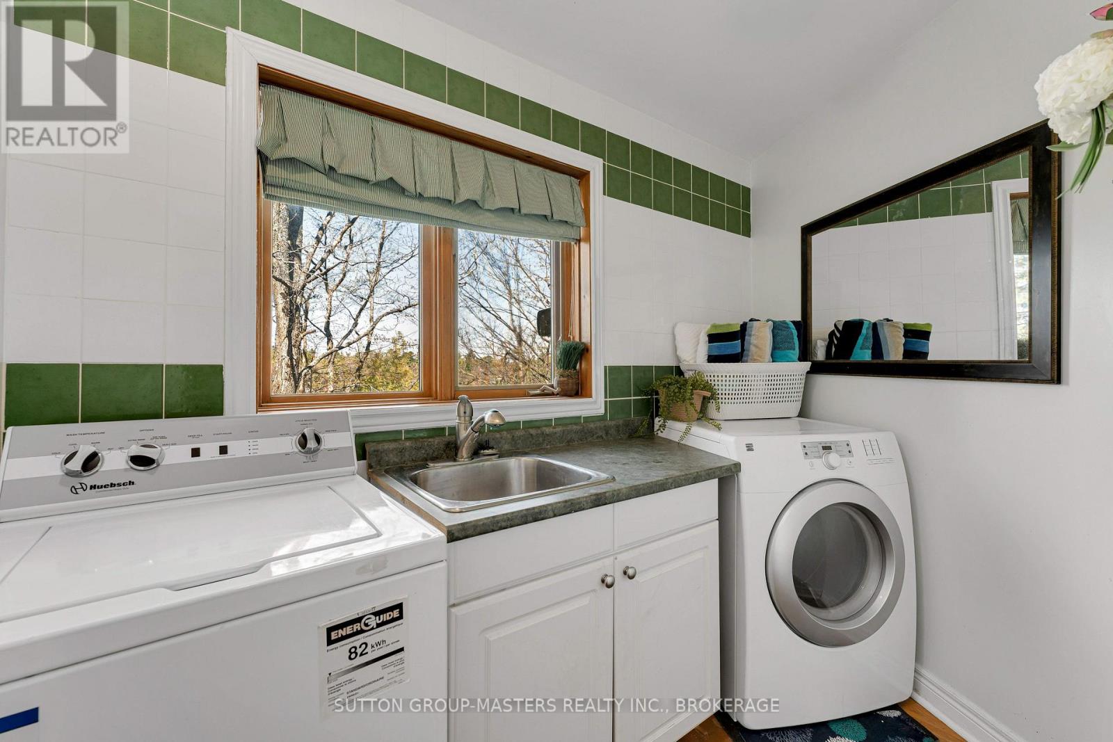 1130 STORMS LANE - 21