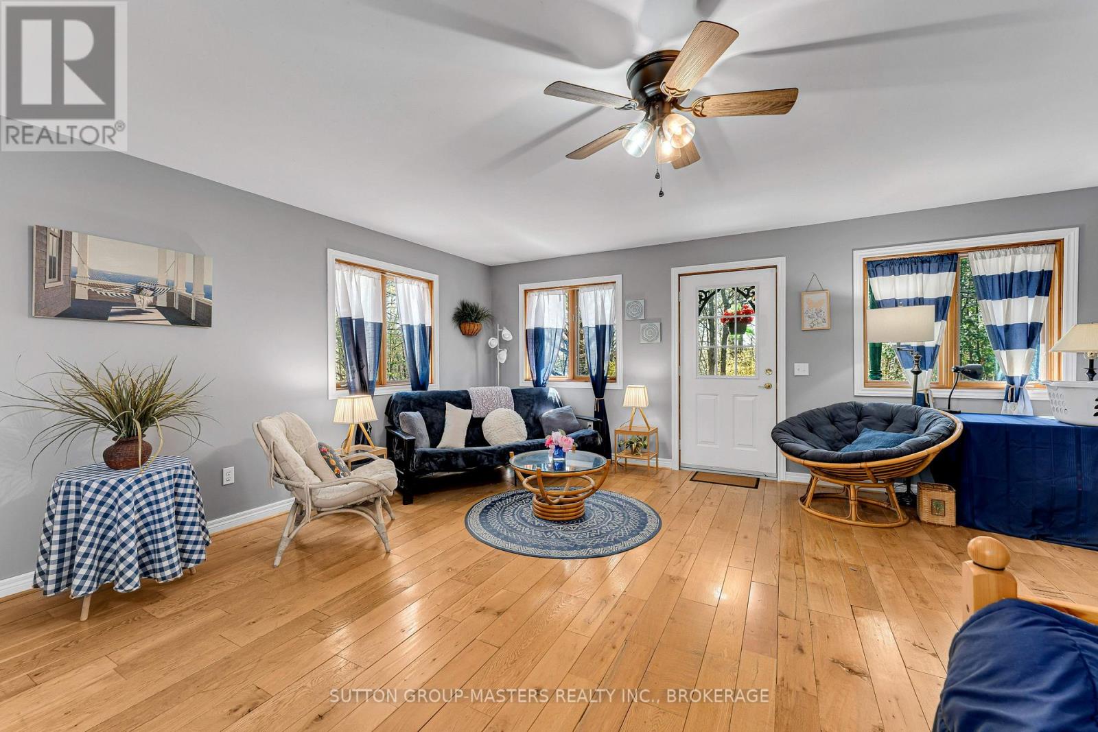 1130 STORMS LANE - 23