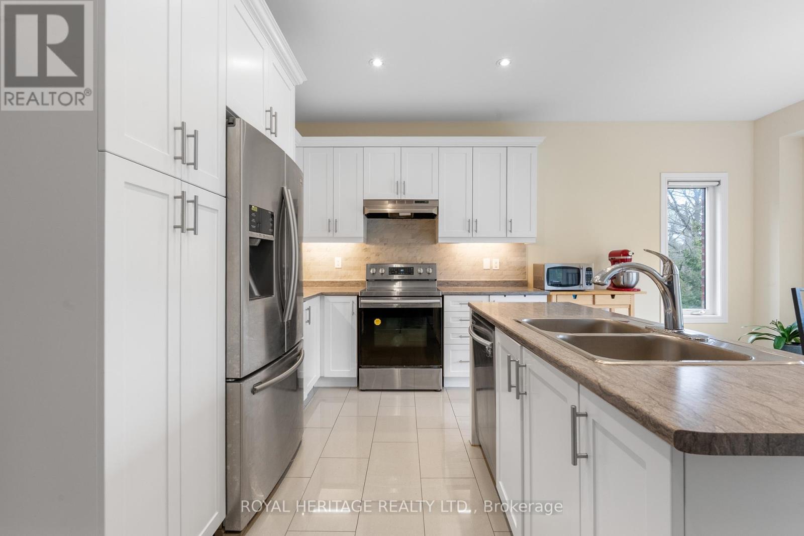 141 SPRINGDALE DRIVE - Image 10