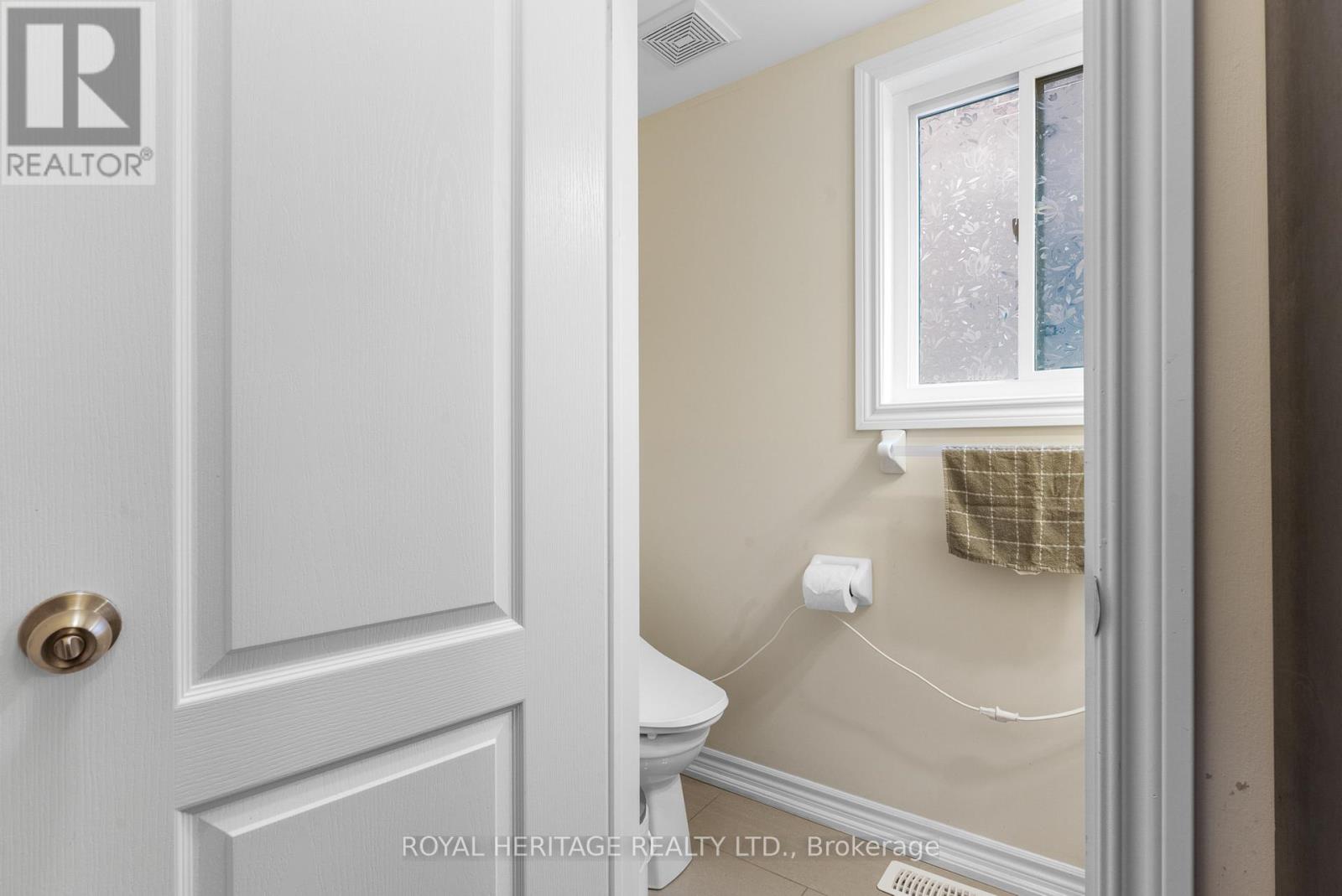 141 SPRINGDALE DRIVE - Image 11
