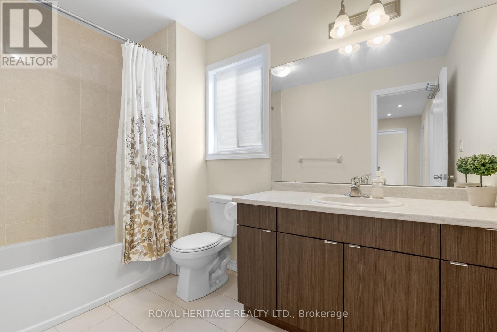 141 SPRINGDALE DRIVE - 23