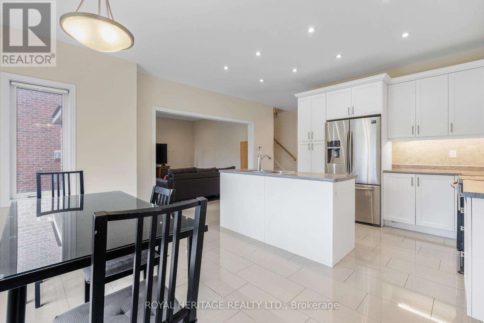 141 SPRINGDALE DRIVE - Image 9