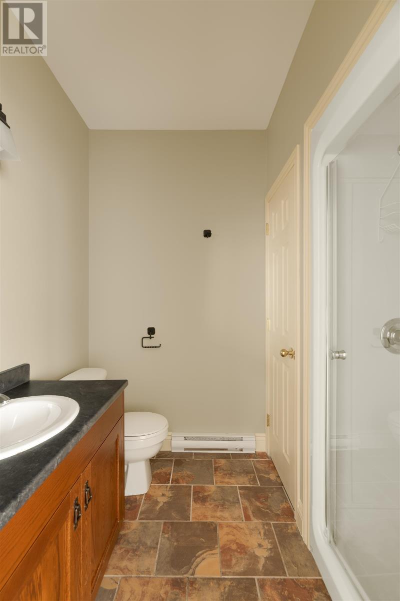 #302 111 Richmond Street - 12