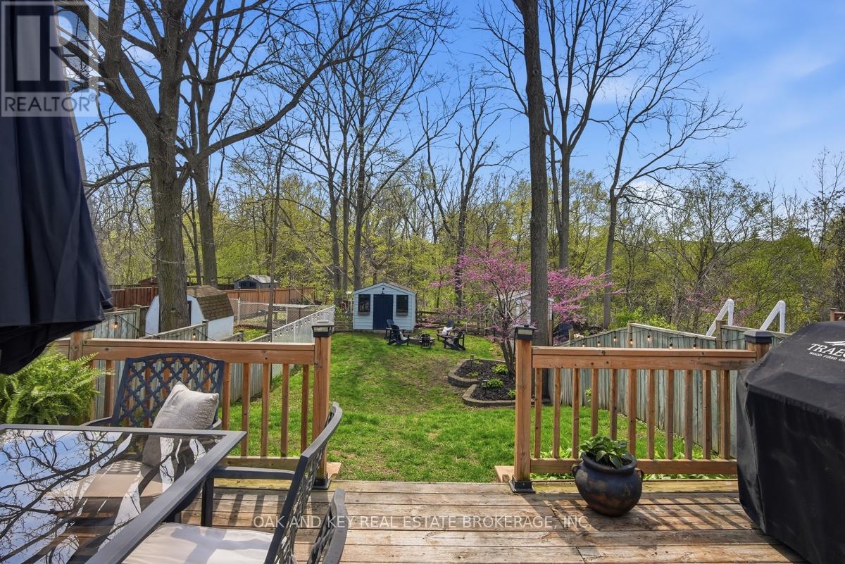833 DEVERON CRESCENT - 29