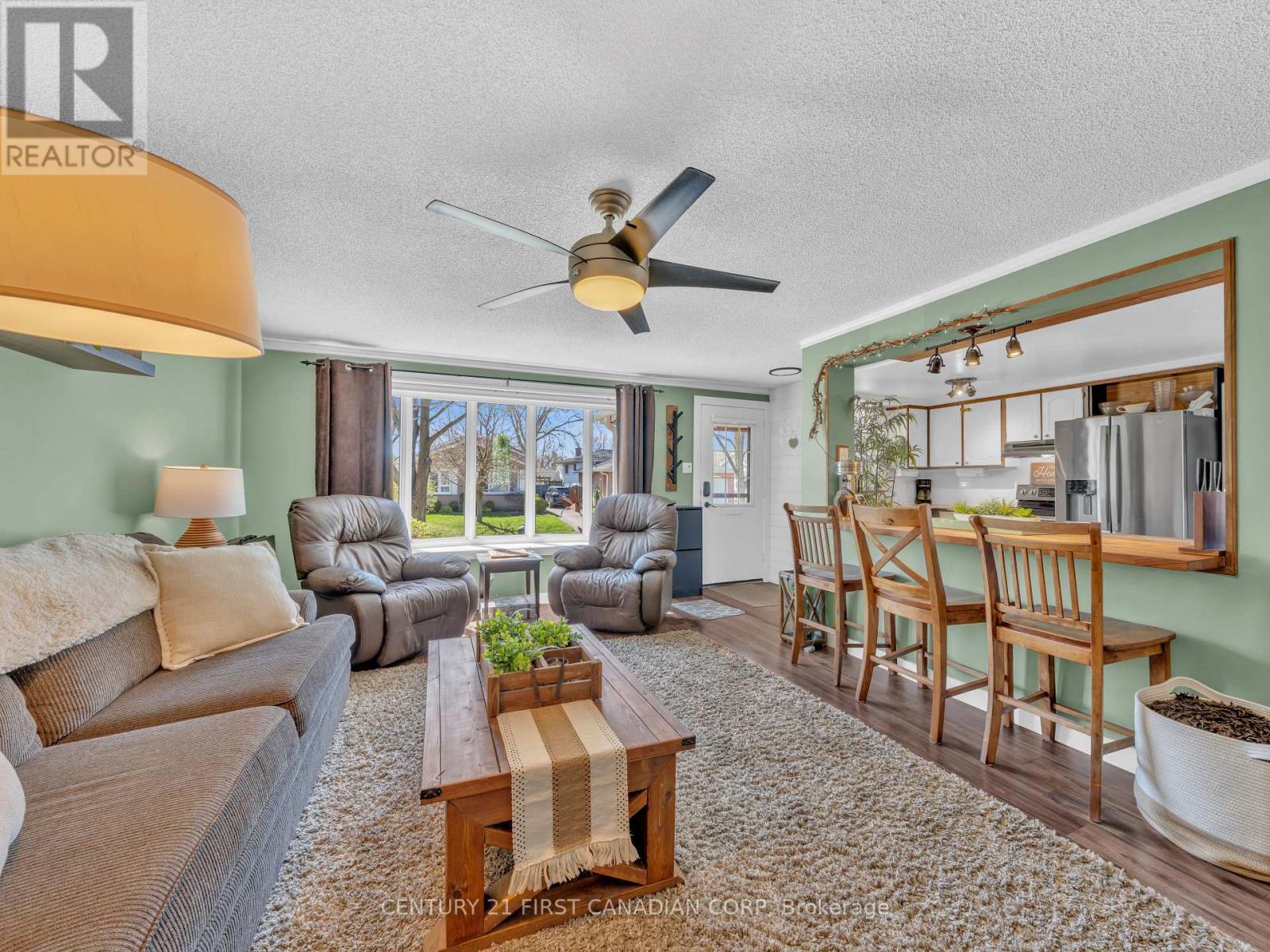 14 ALAYNE CRESCENT - 7