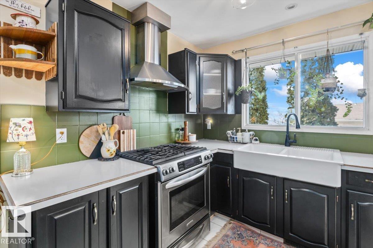 2446 78 ST NW, Edmonton