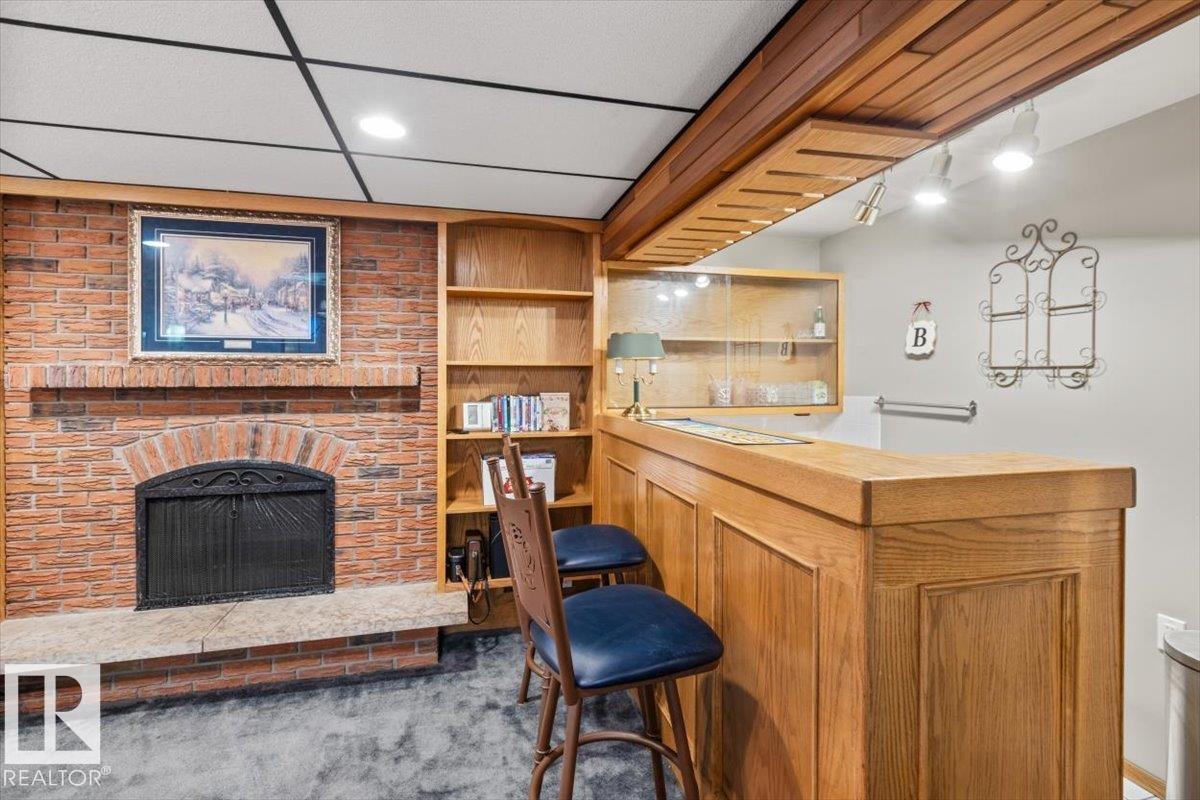 2446 78 ST NW, Edmonton