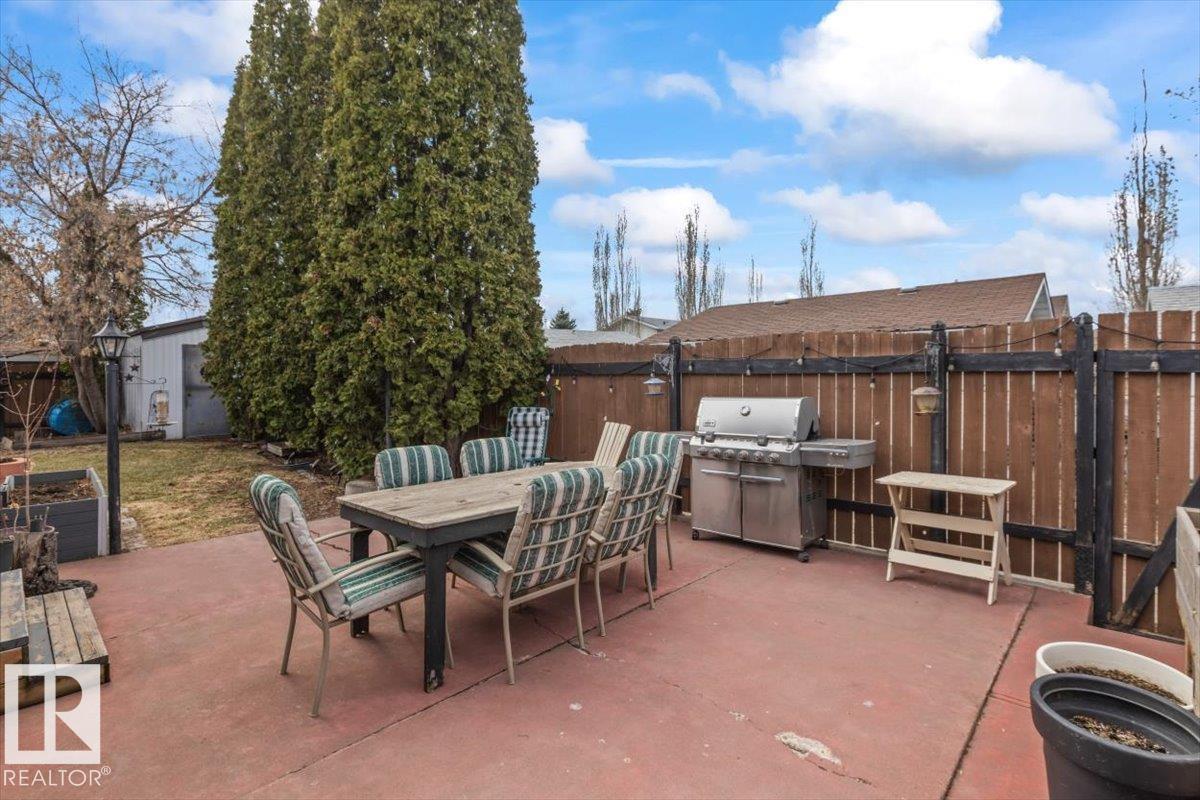 2446 78 ST NW, Edmonton