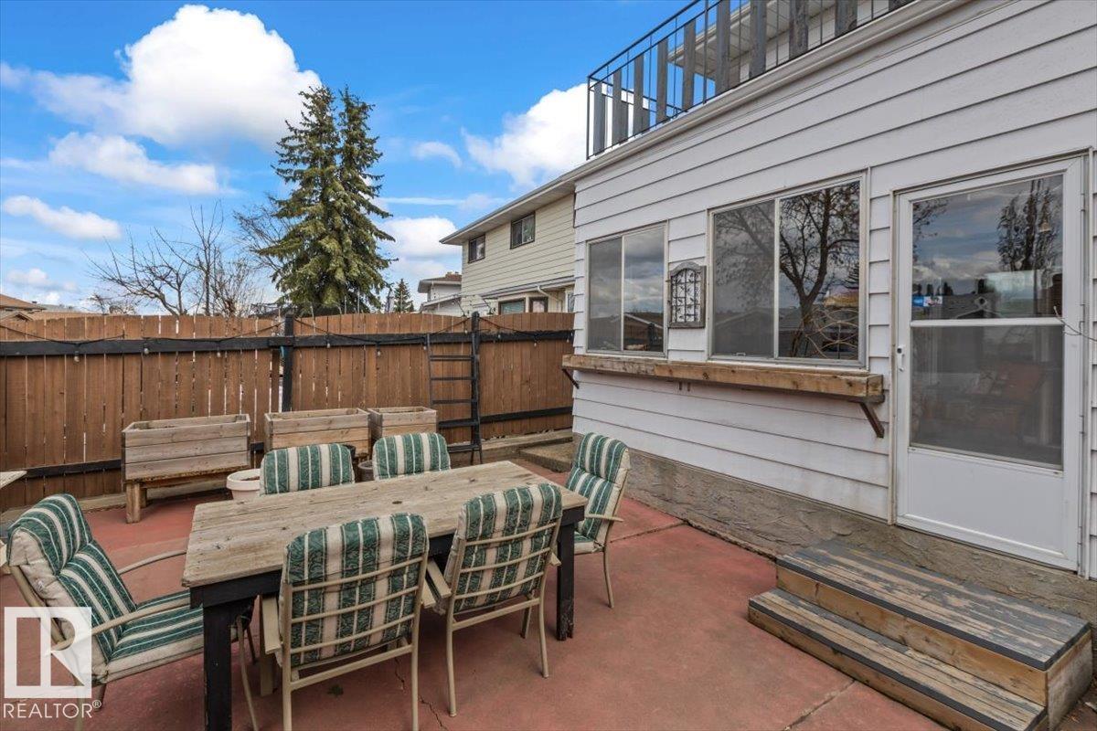2446 78 ST NW, Edmonton