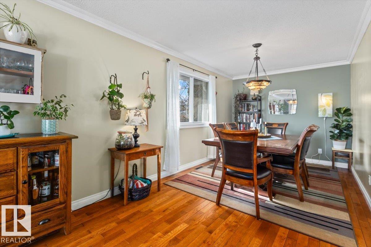 2446 78 ST NW, Edmonton