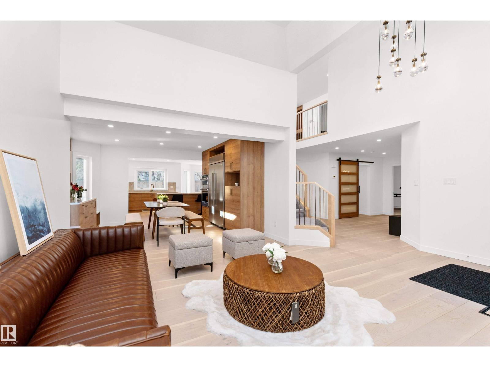 607 BUTTERWORTH WD NW, Edmonton