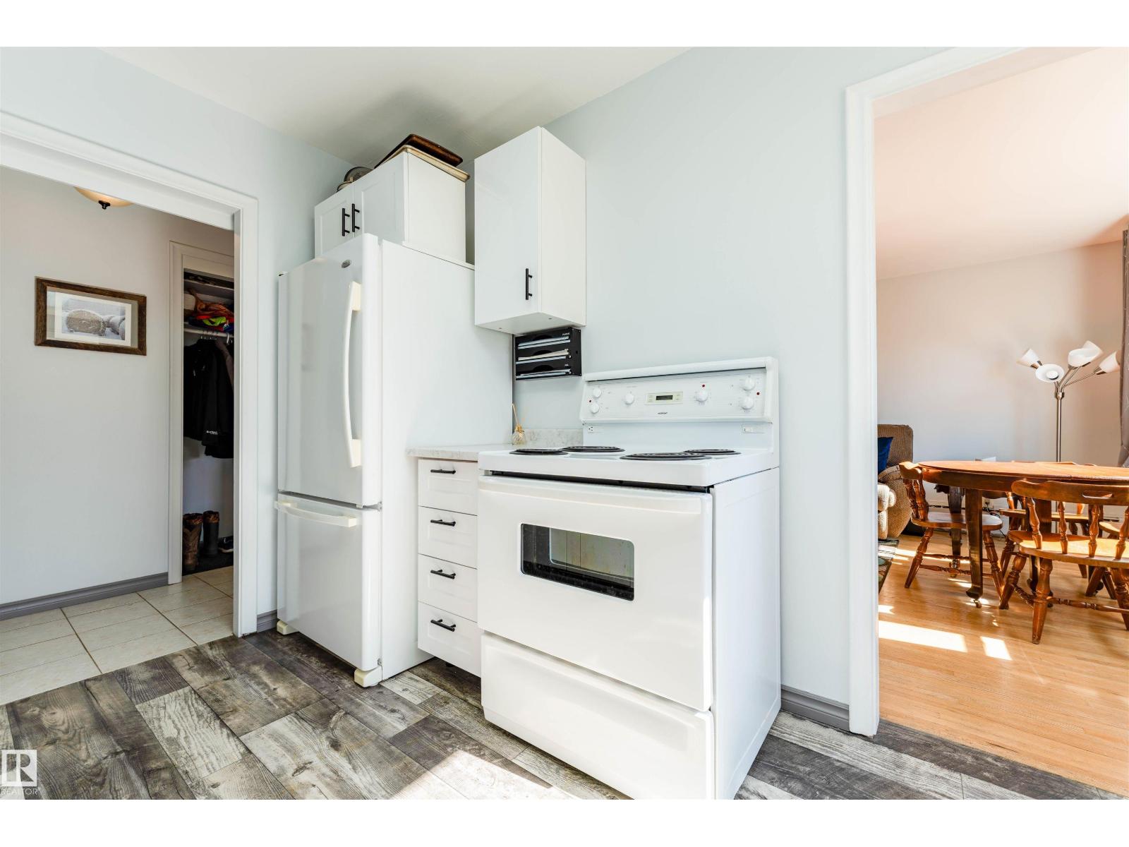 #12 7307 118 ST NW, Edmonton
