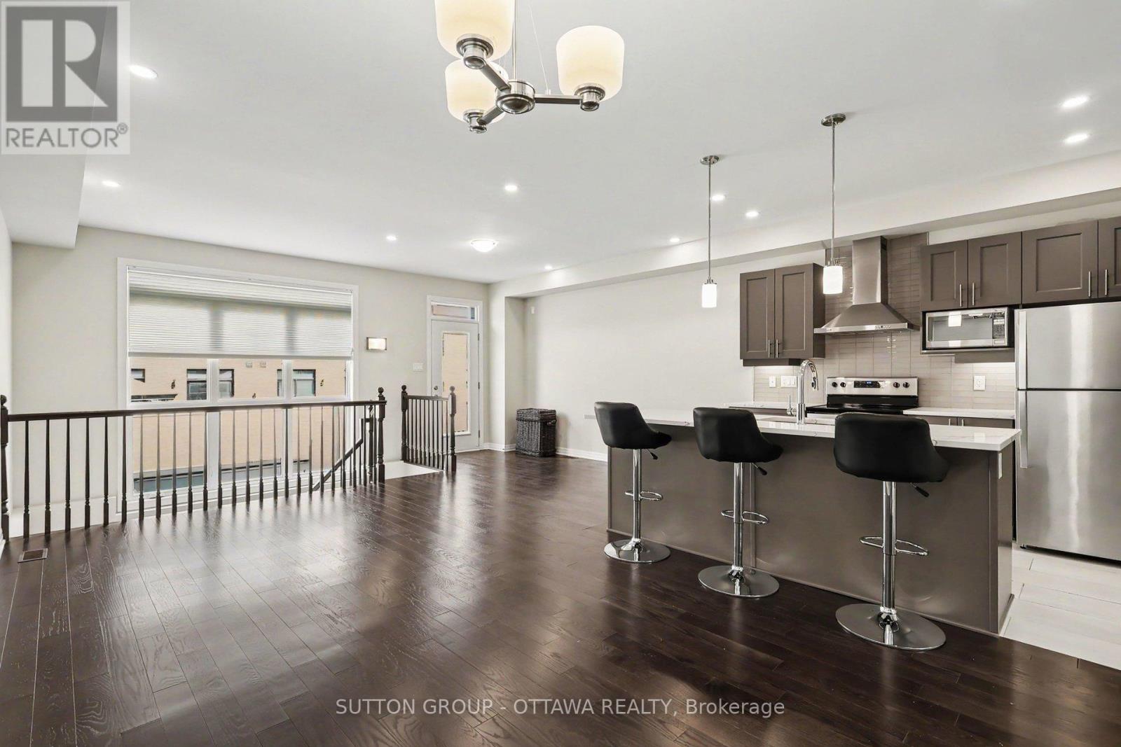 Living&dinning room area with open concept kitch