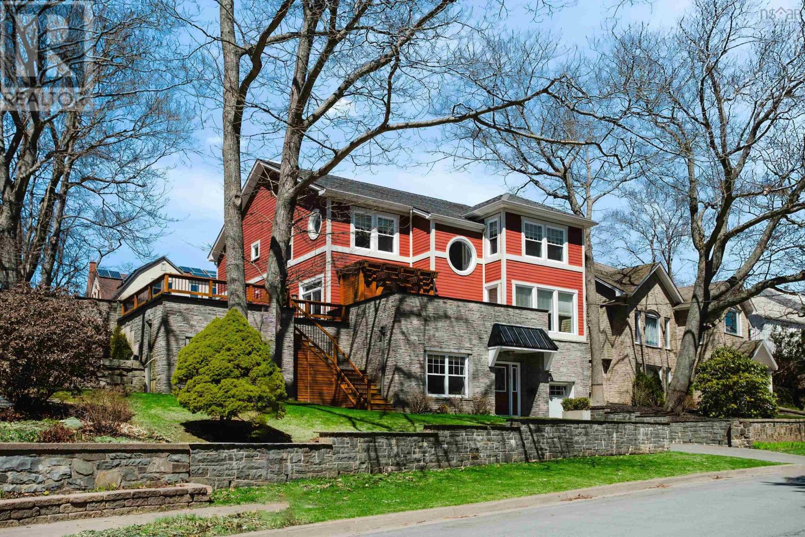 Property photo of 6177 Regina Terrace