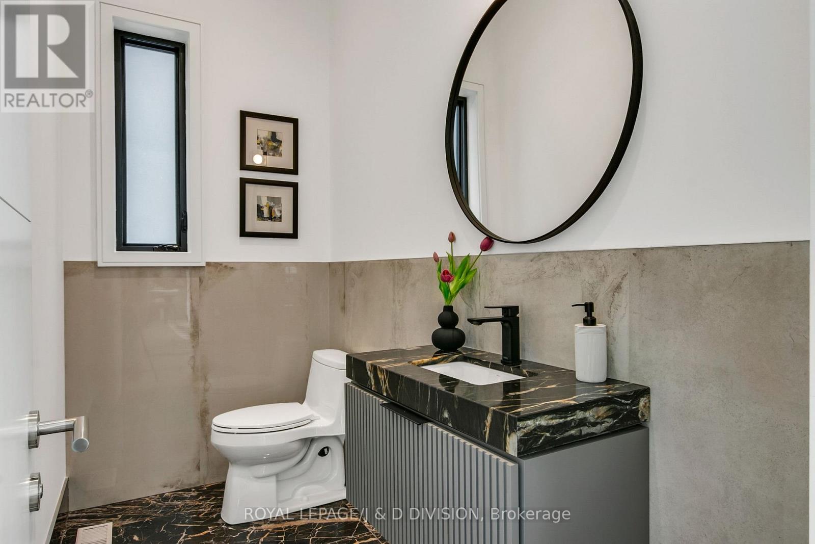 414 GLENGARRY AVENUE - 25