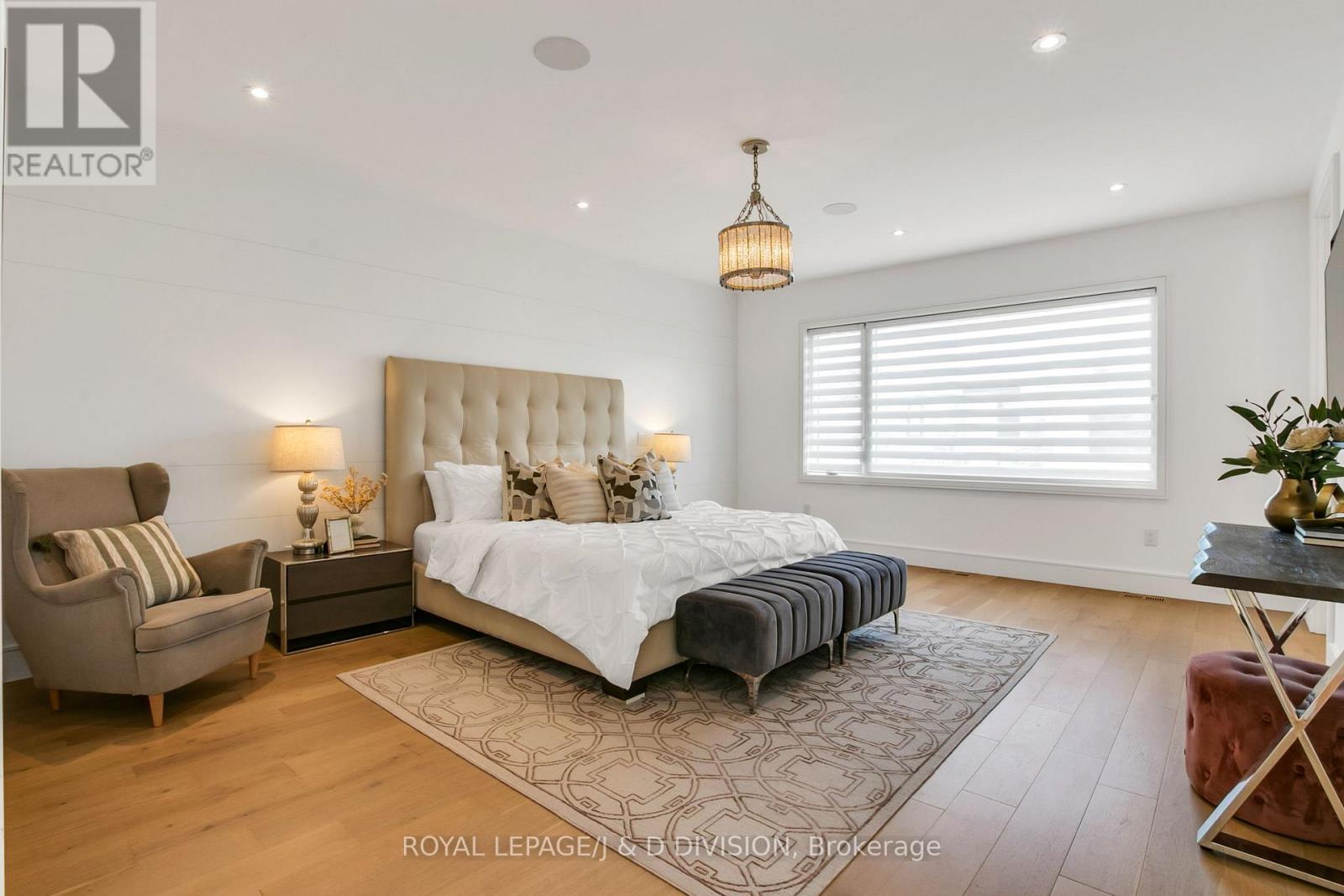 414 GLENGARRY AVENUE - 26