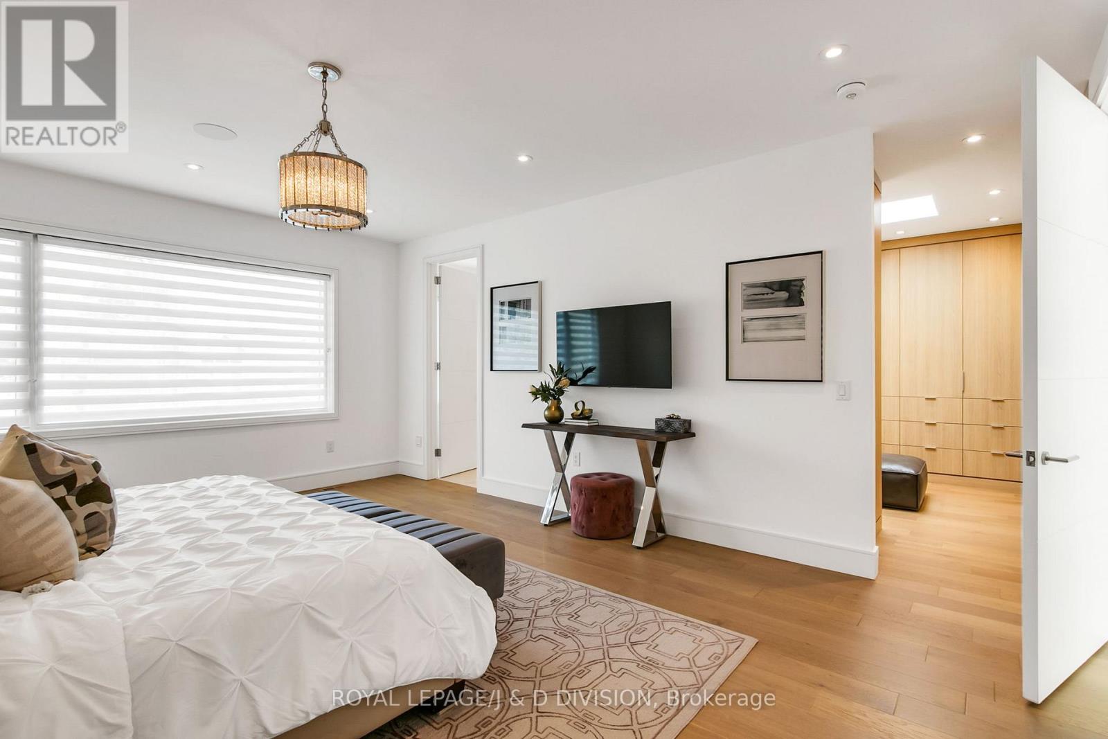 414 GLENGARRY AVENUE - 27