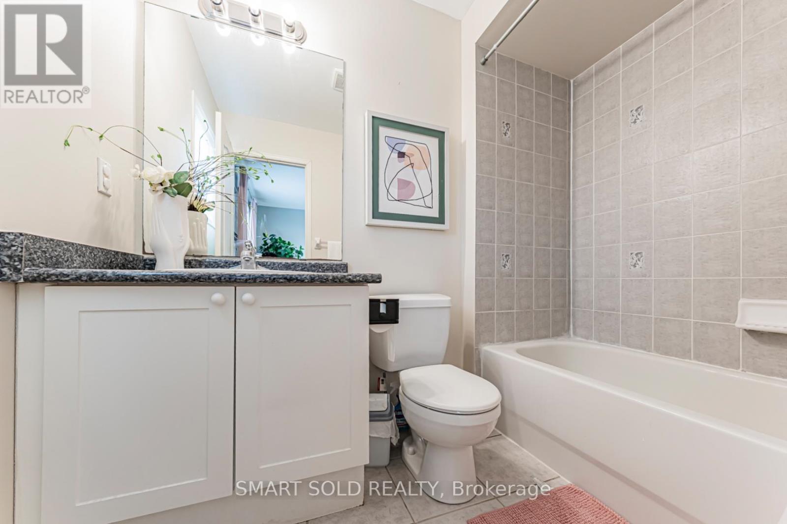 34 ATLANTIS DRIVE - 16