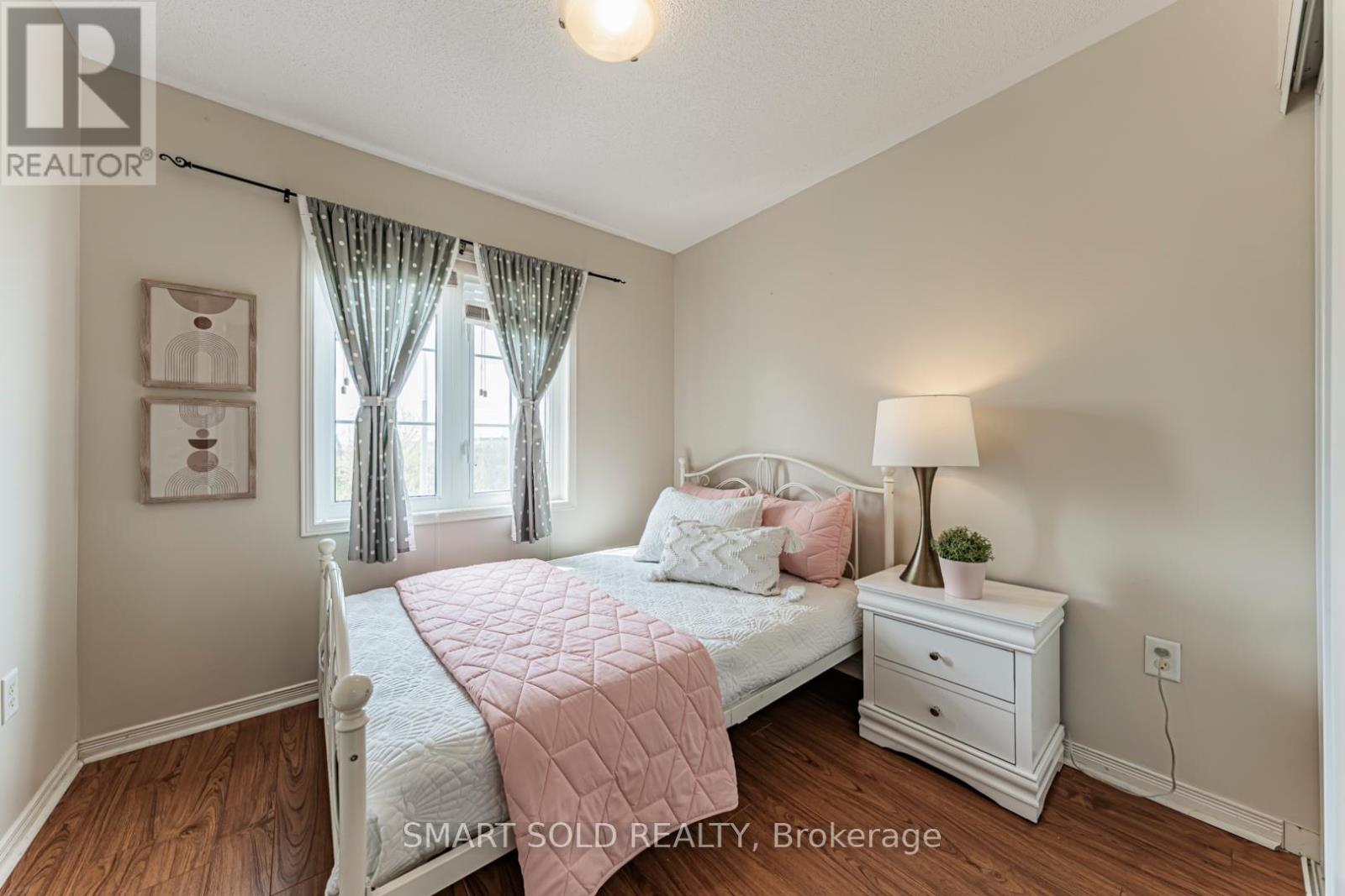 34 ATLANTIS DRIVE - 18