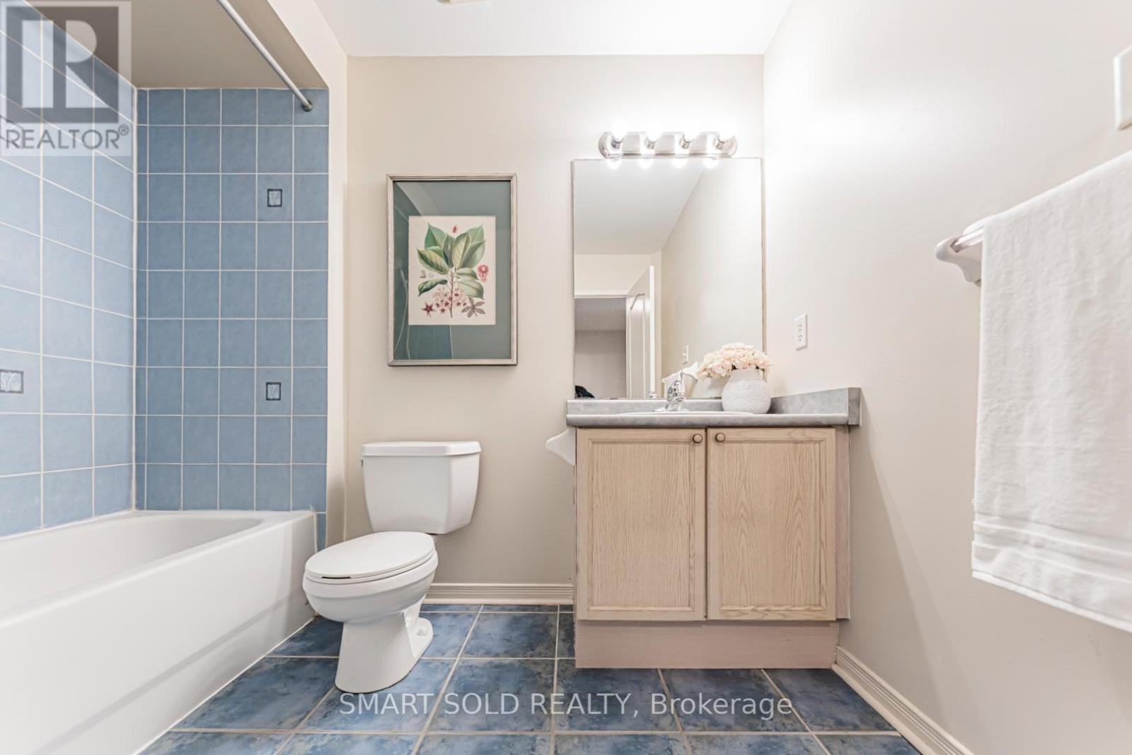 34 ATLANTIS DRIVE - 22