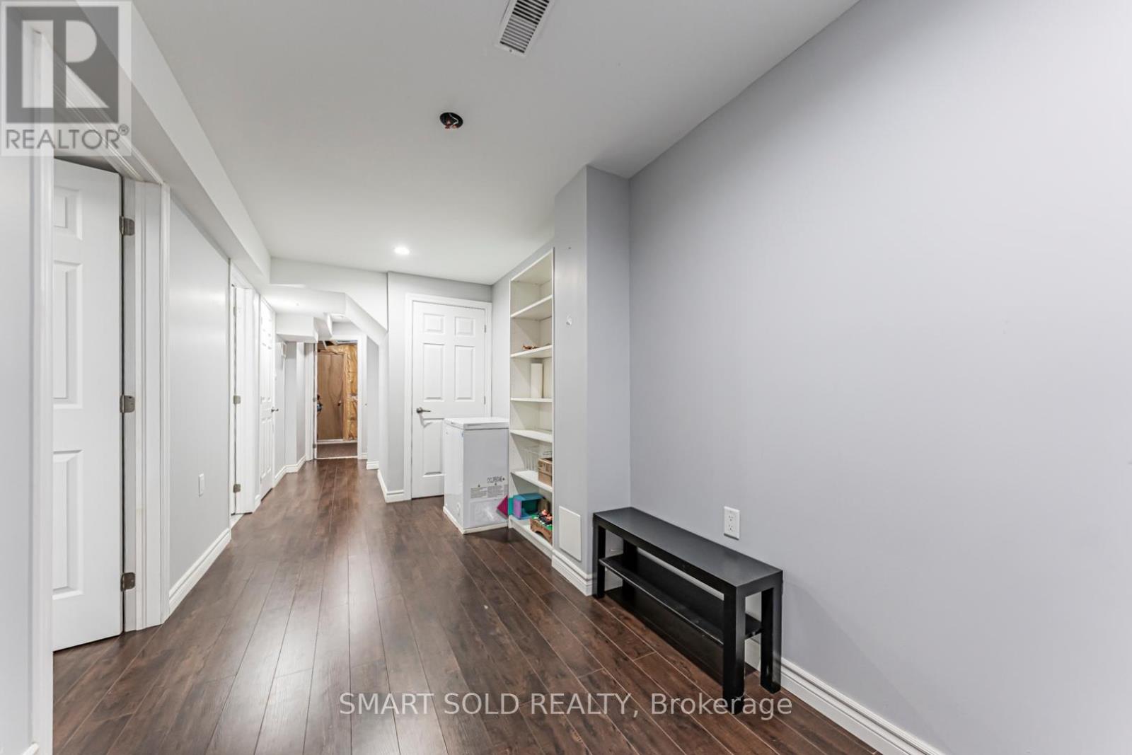 34 ATLANTIS DRIVE - 27