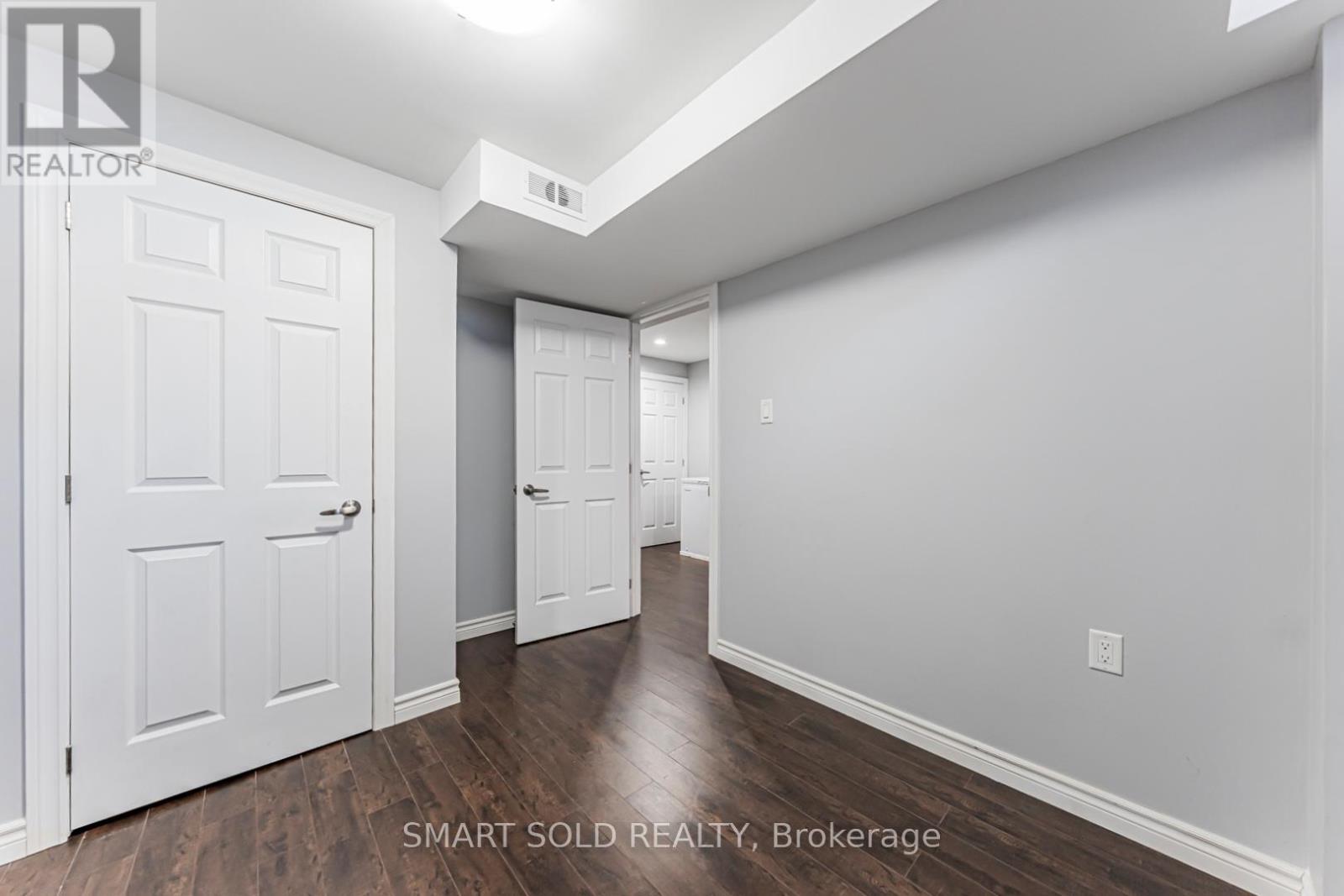 34 ATLANTIS DRIVE - 30