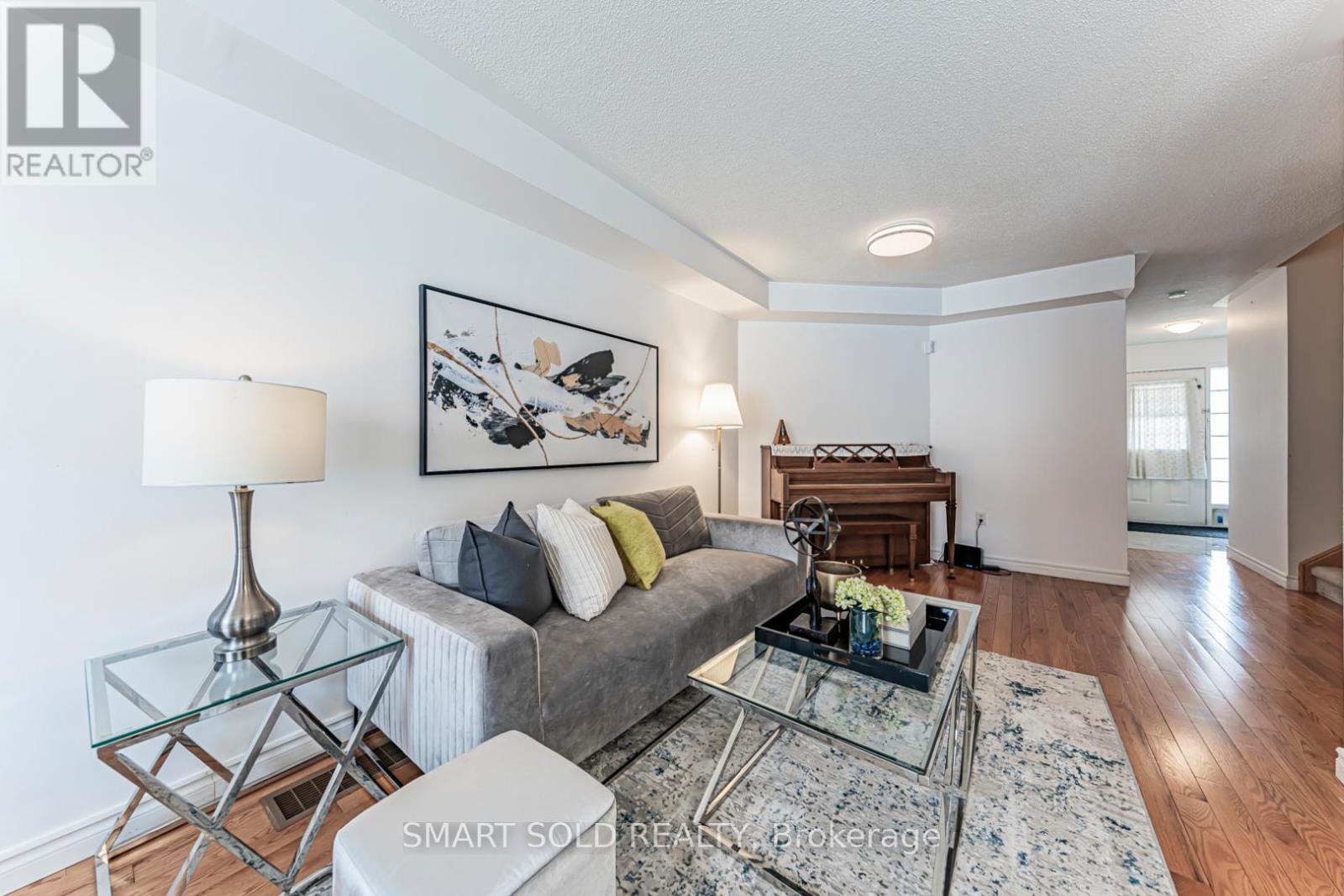 34 ATLANTIS DRIVE - 6