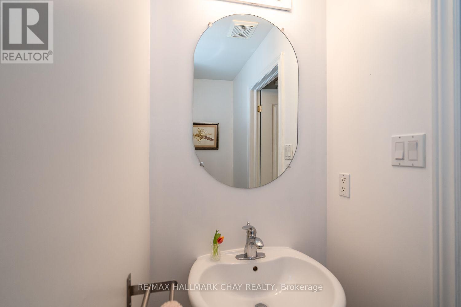 37 STONEHAM STREET - 24