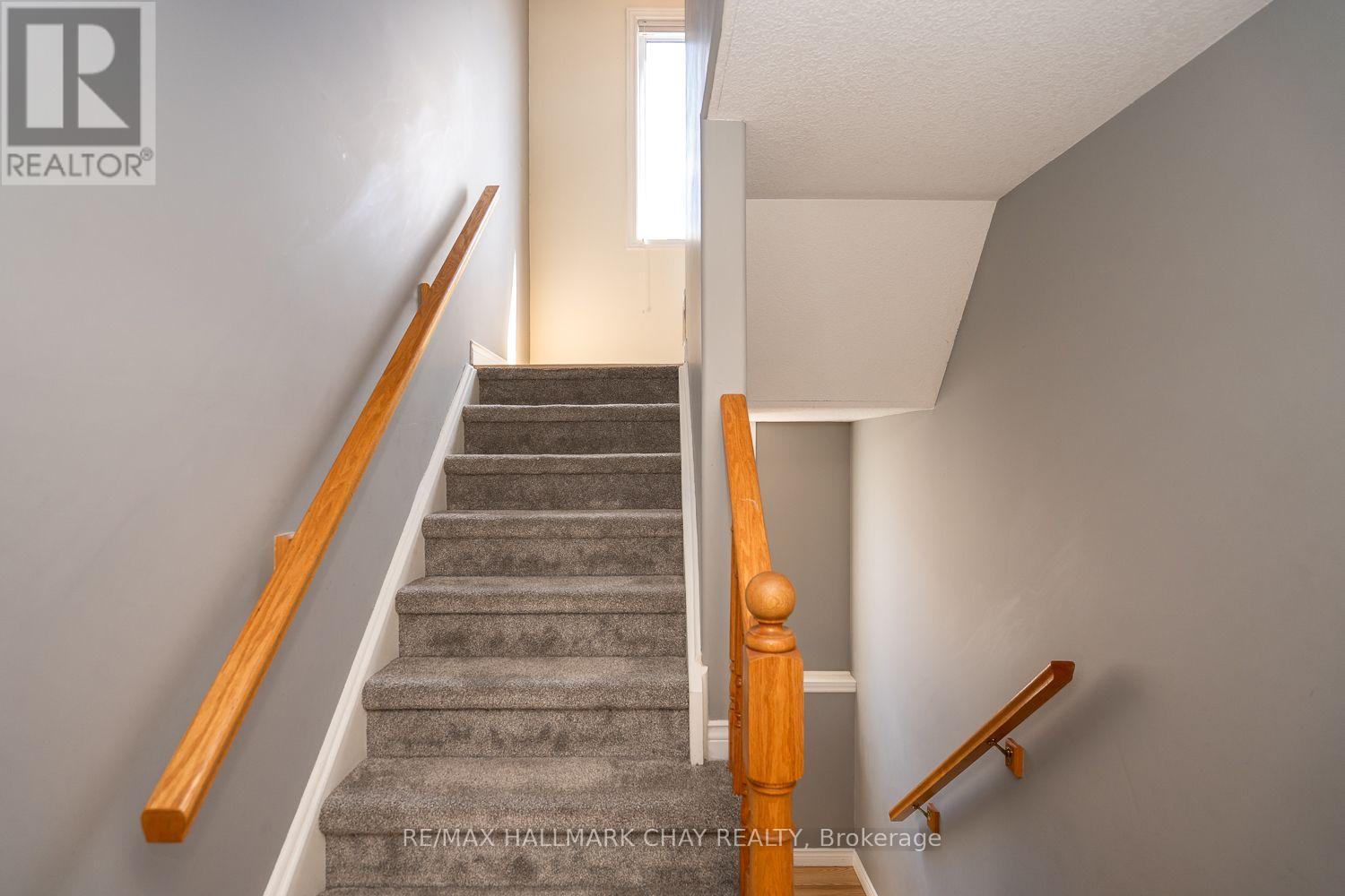 37 STONEHAM STREET - 39