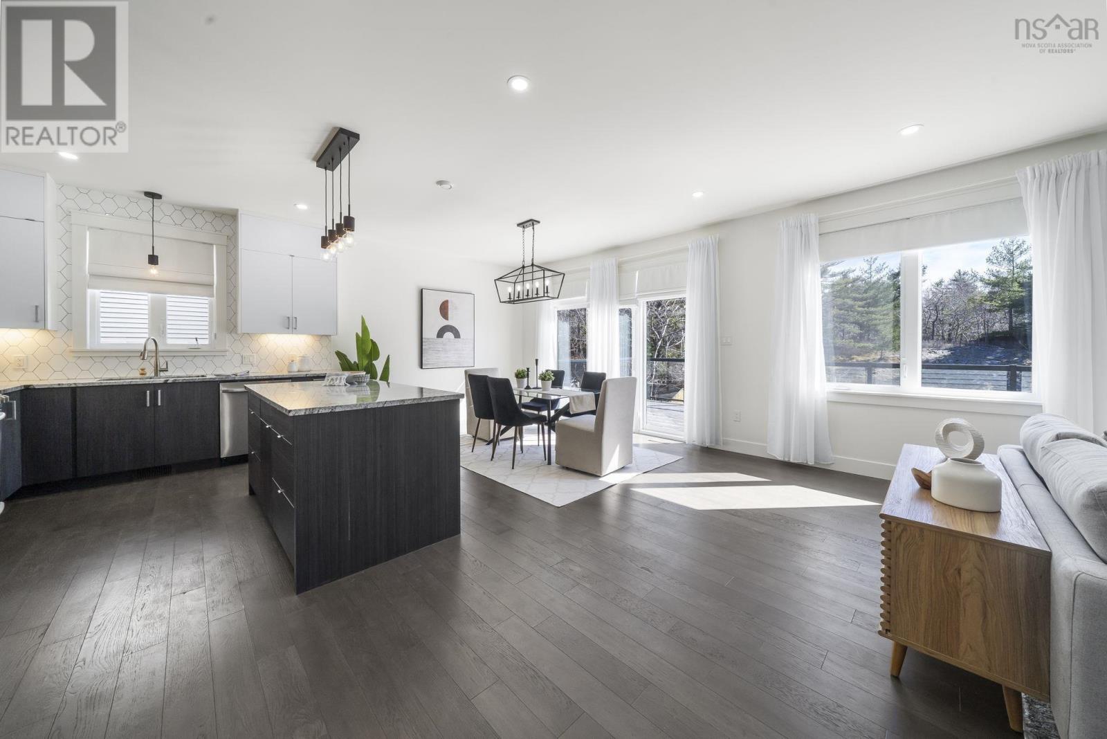 Property 22 of 53 of 404 Starboard Drive