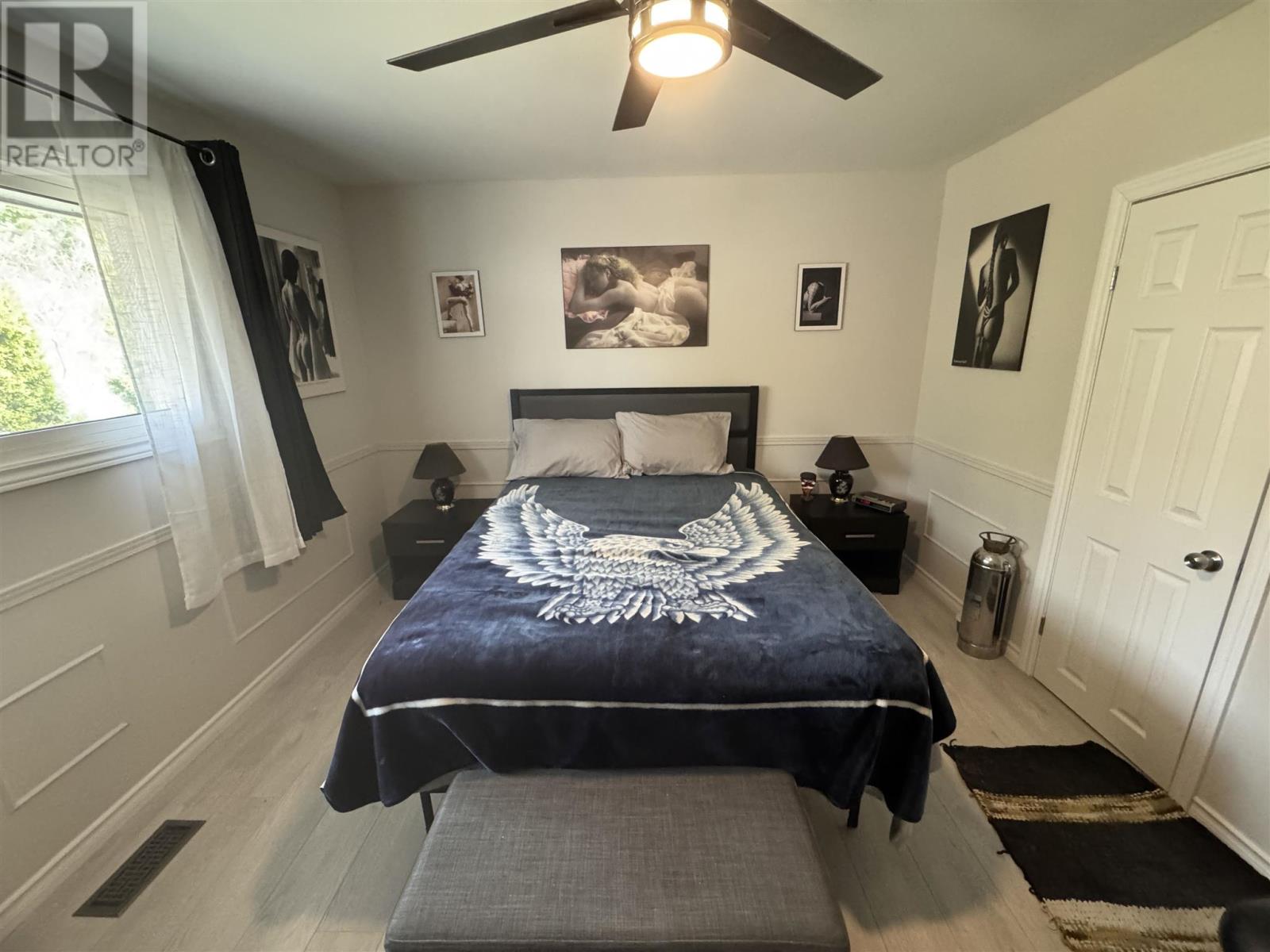 44 Axmith AVE - 16